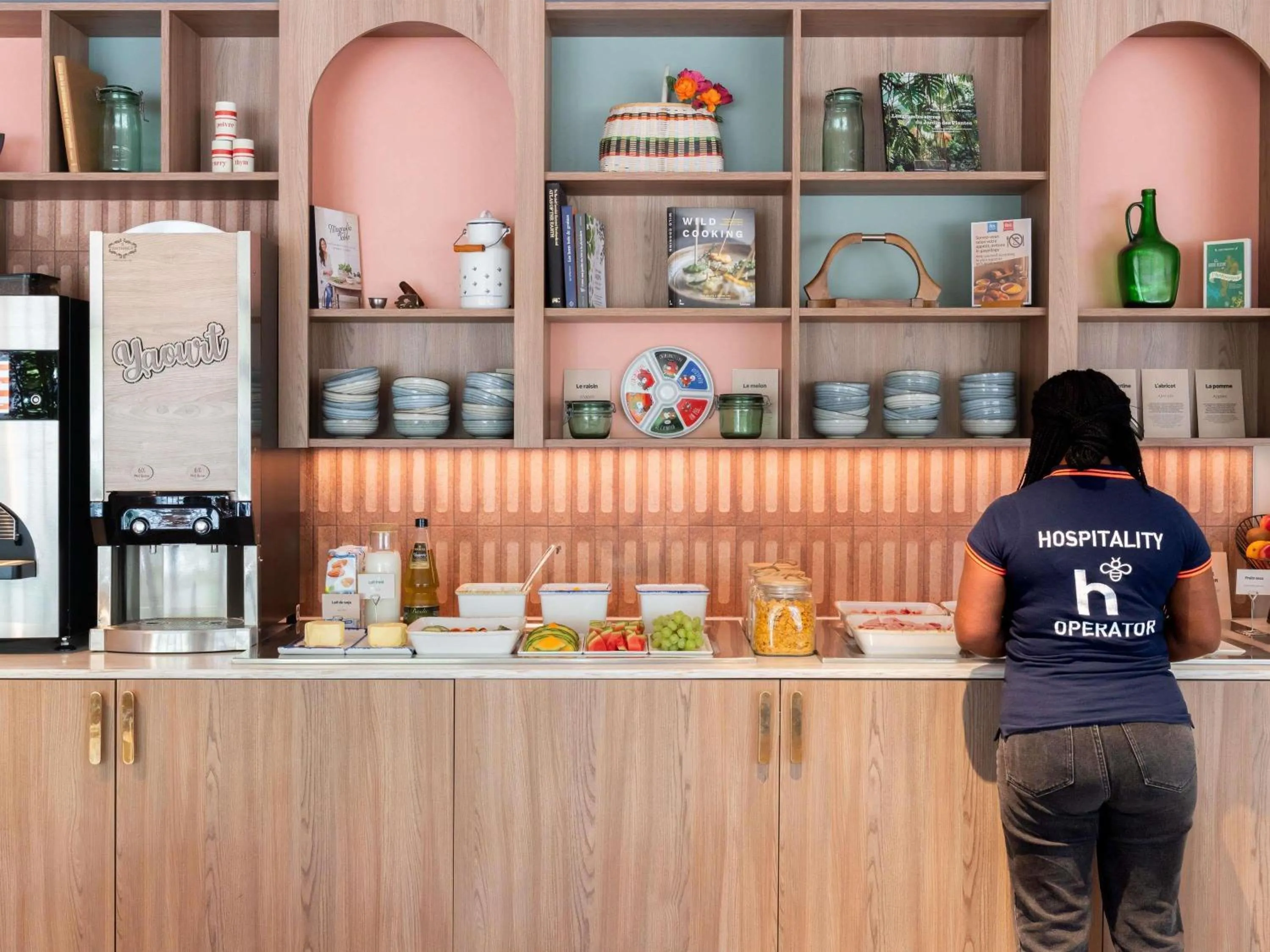 Breakfast in ibis budget Marne la Vallée Val d'Europe