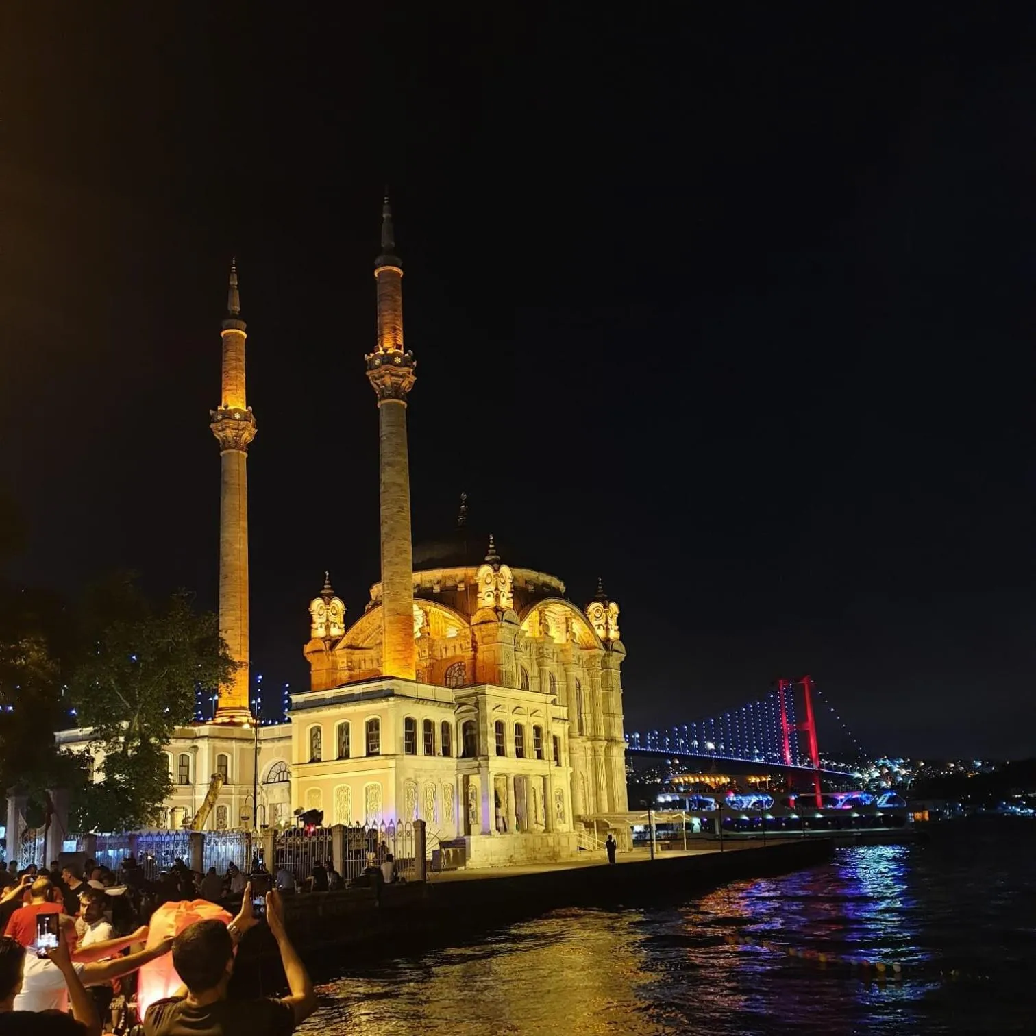 Natural landscape in Bosphorus Bridge