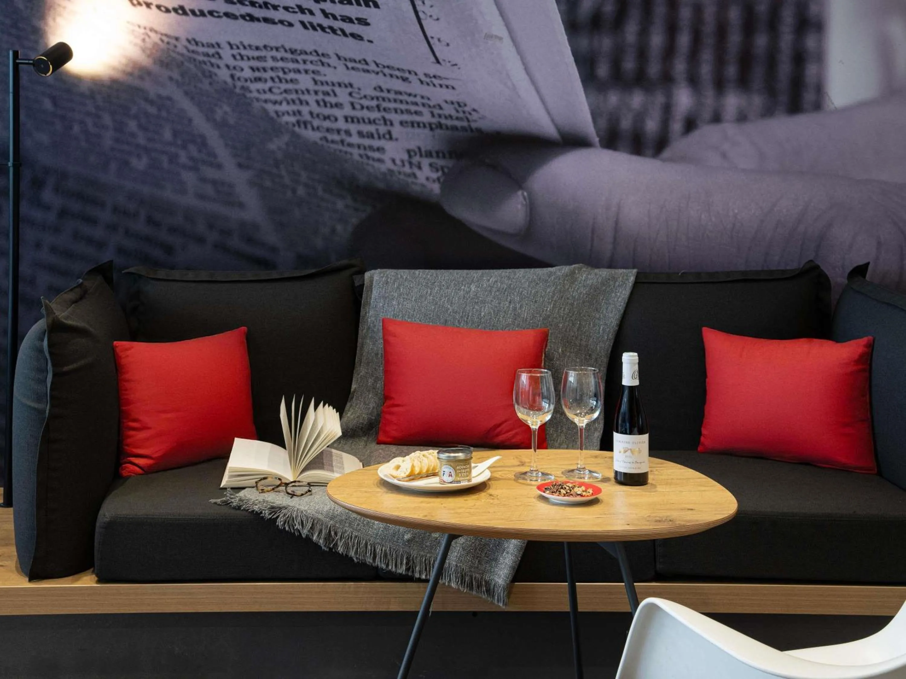 Property building in ibis Paris Canal Saint Martin