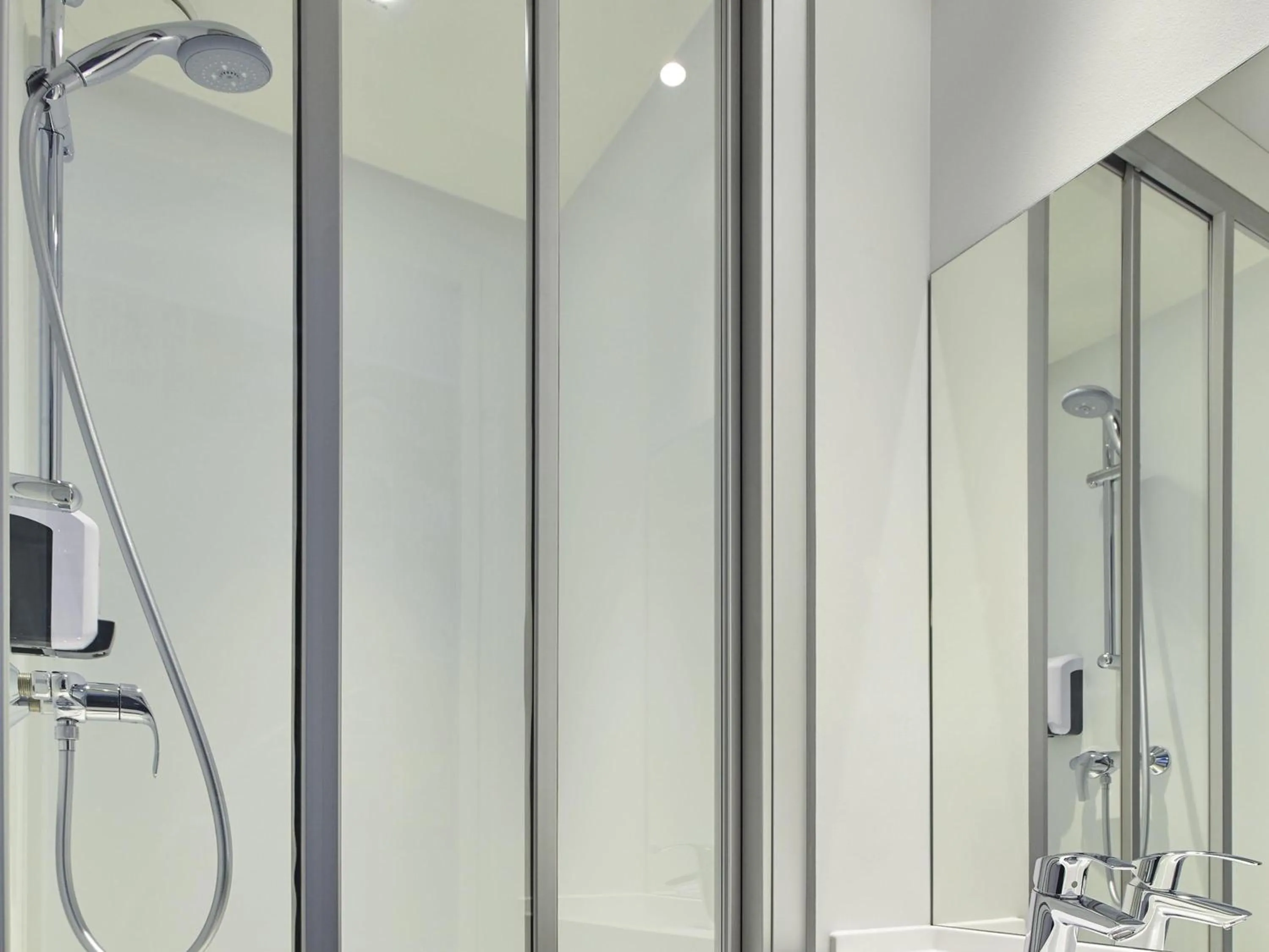 Bedroom in hotelF1 Paris Villemomble