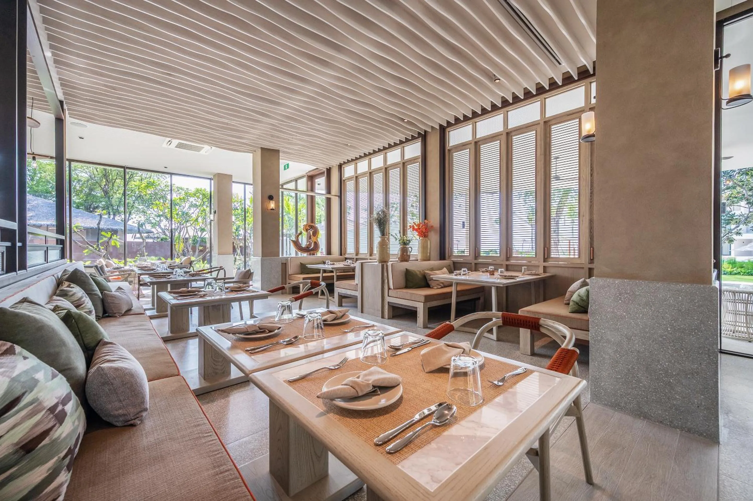 Restaurant/places to eat in VALA Hua Hin - Nu Chapter Hotels