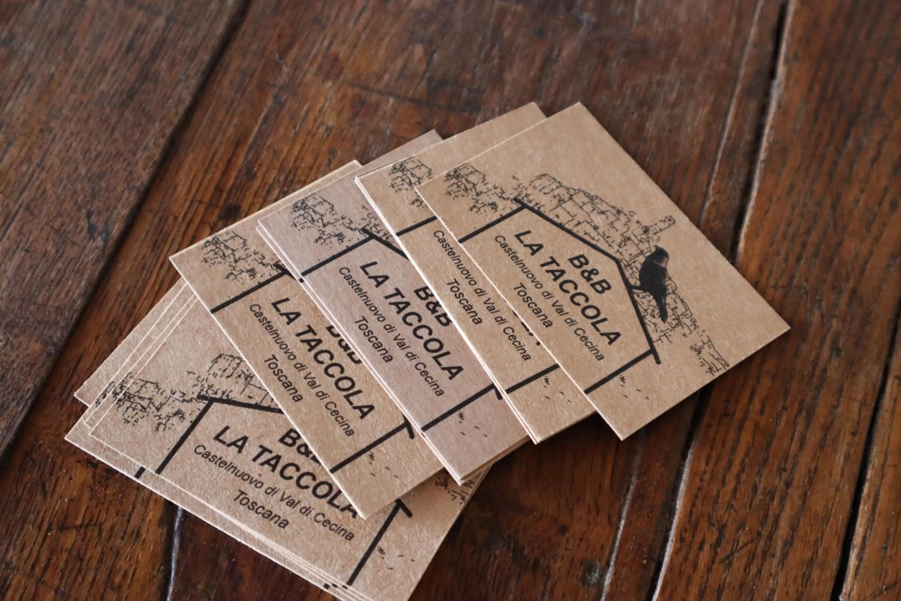 Logo/Certificate/Sign in B&B La Taccola