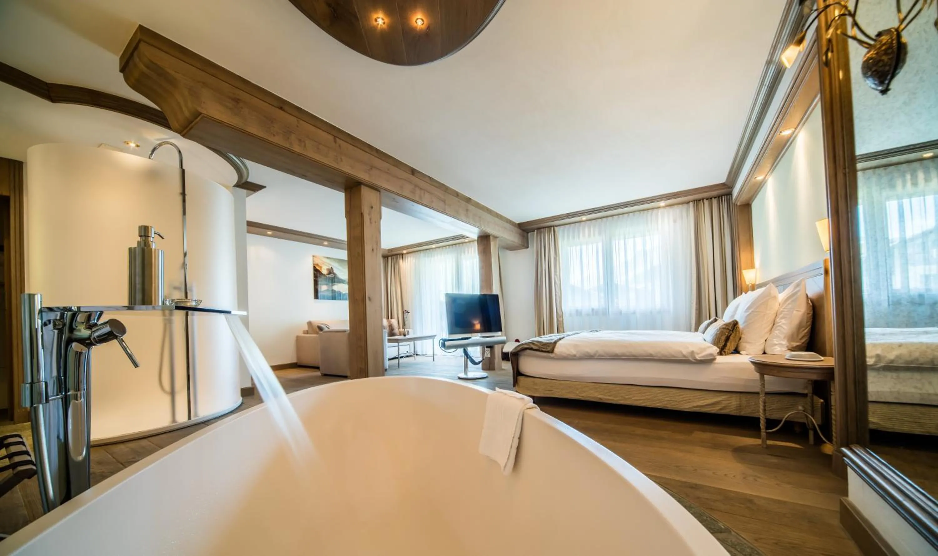 Bedroom, Bed in Hotel Bellerive