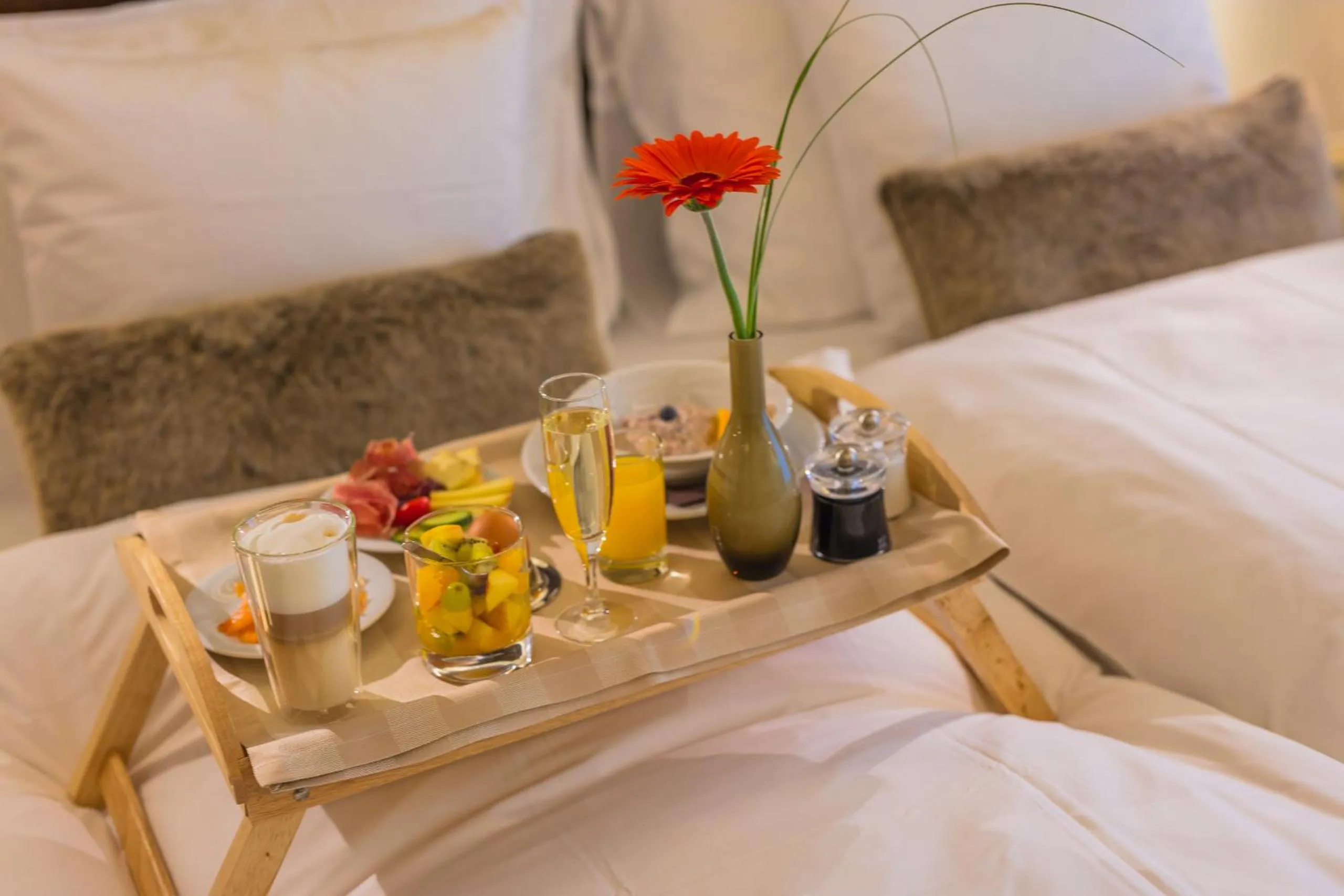 Other, Bed in Hotel Bellerive