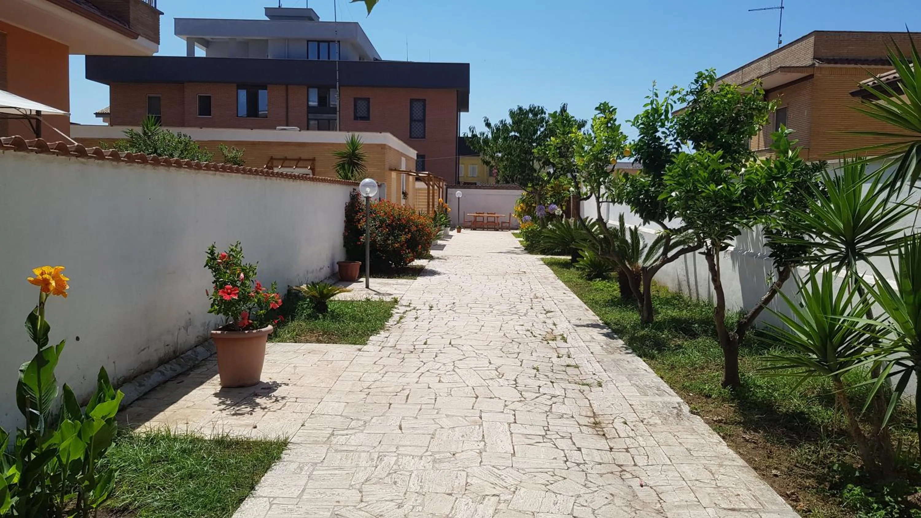 Garden in un passo dal mare