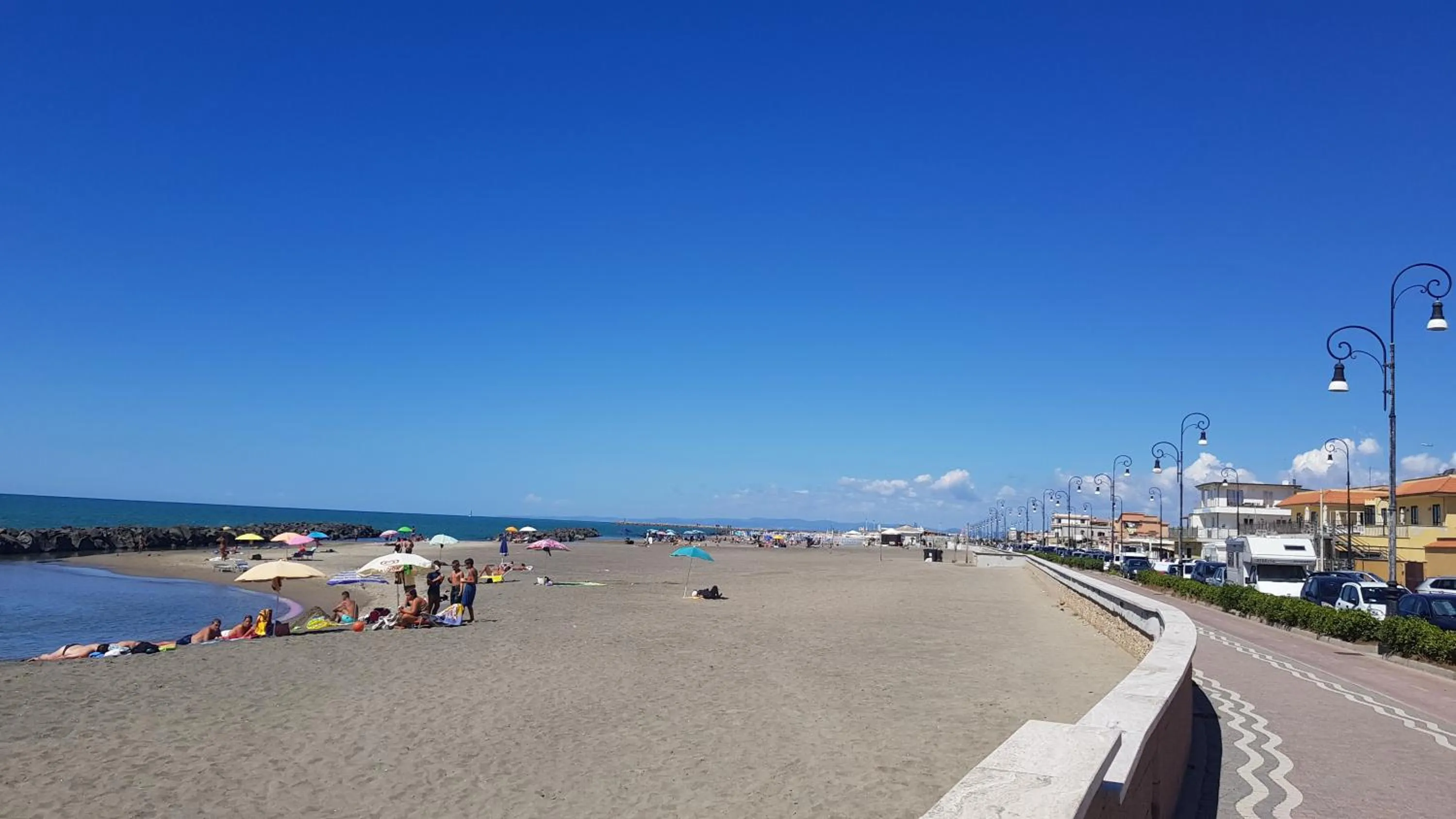 Beach in un passo dal mare