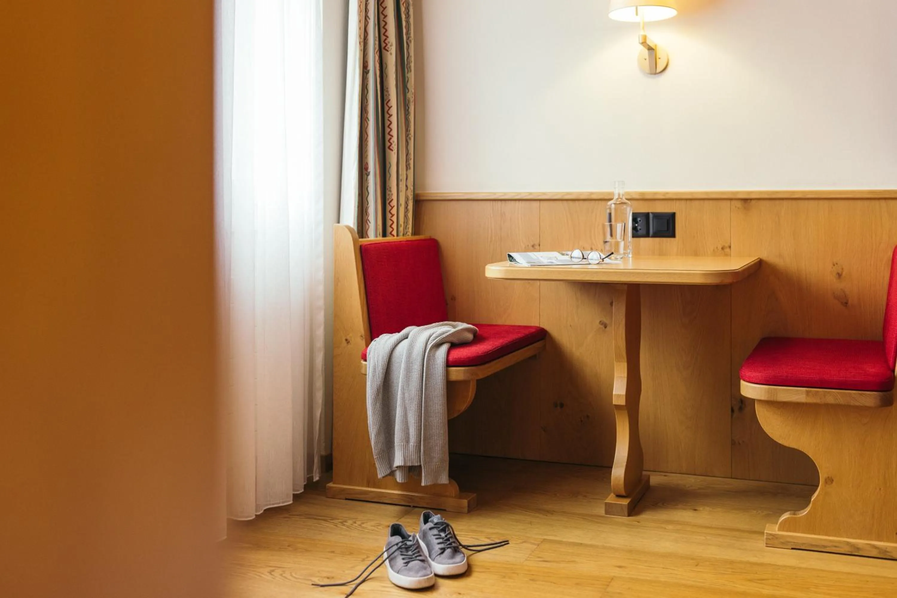 Seating area in la couronne Hotel & Spa