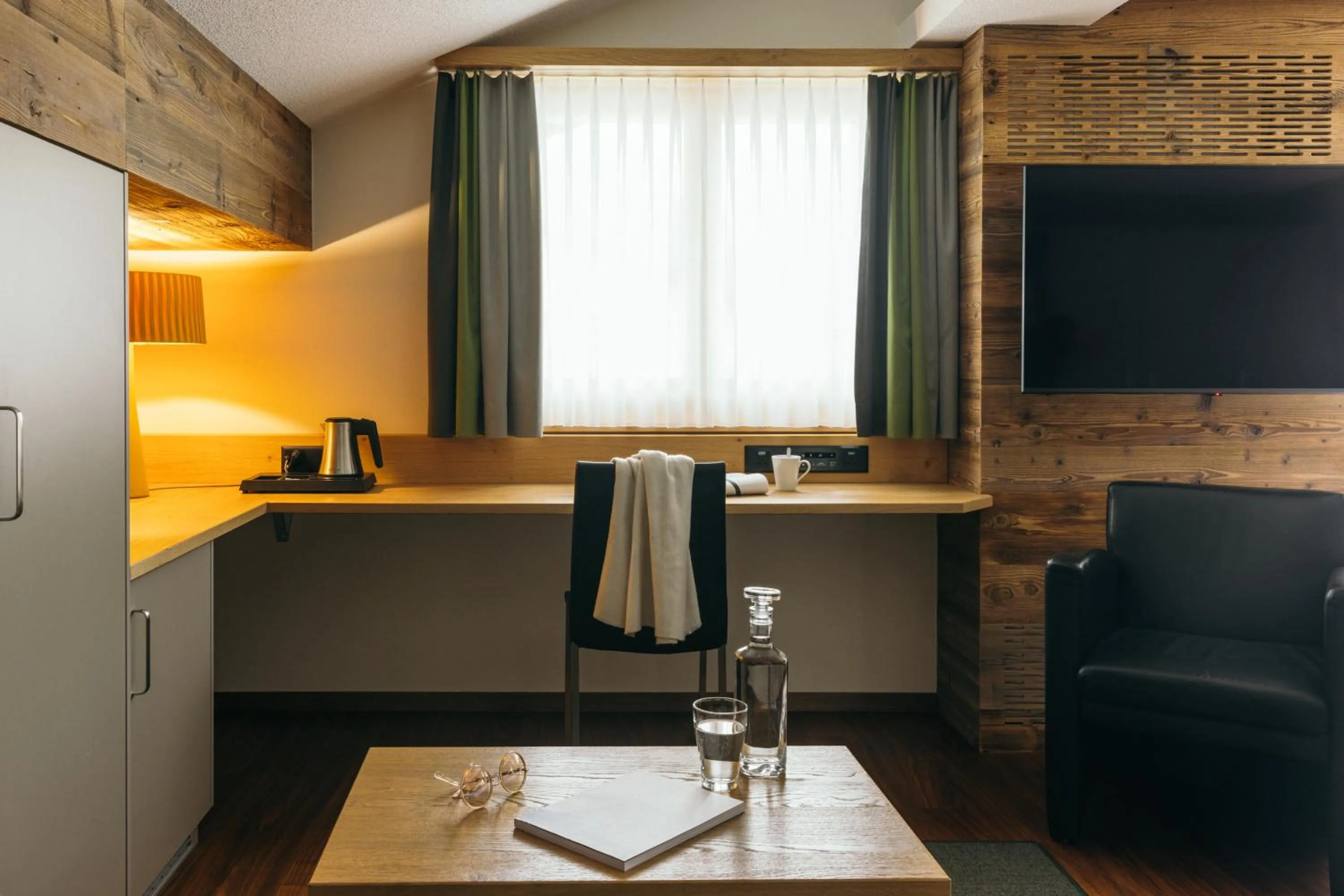 Photo of the whole room in la couronne Hotel & Spa