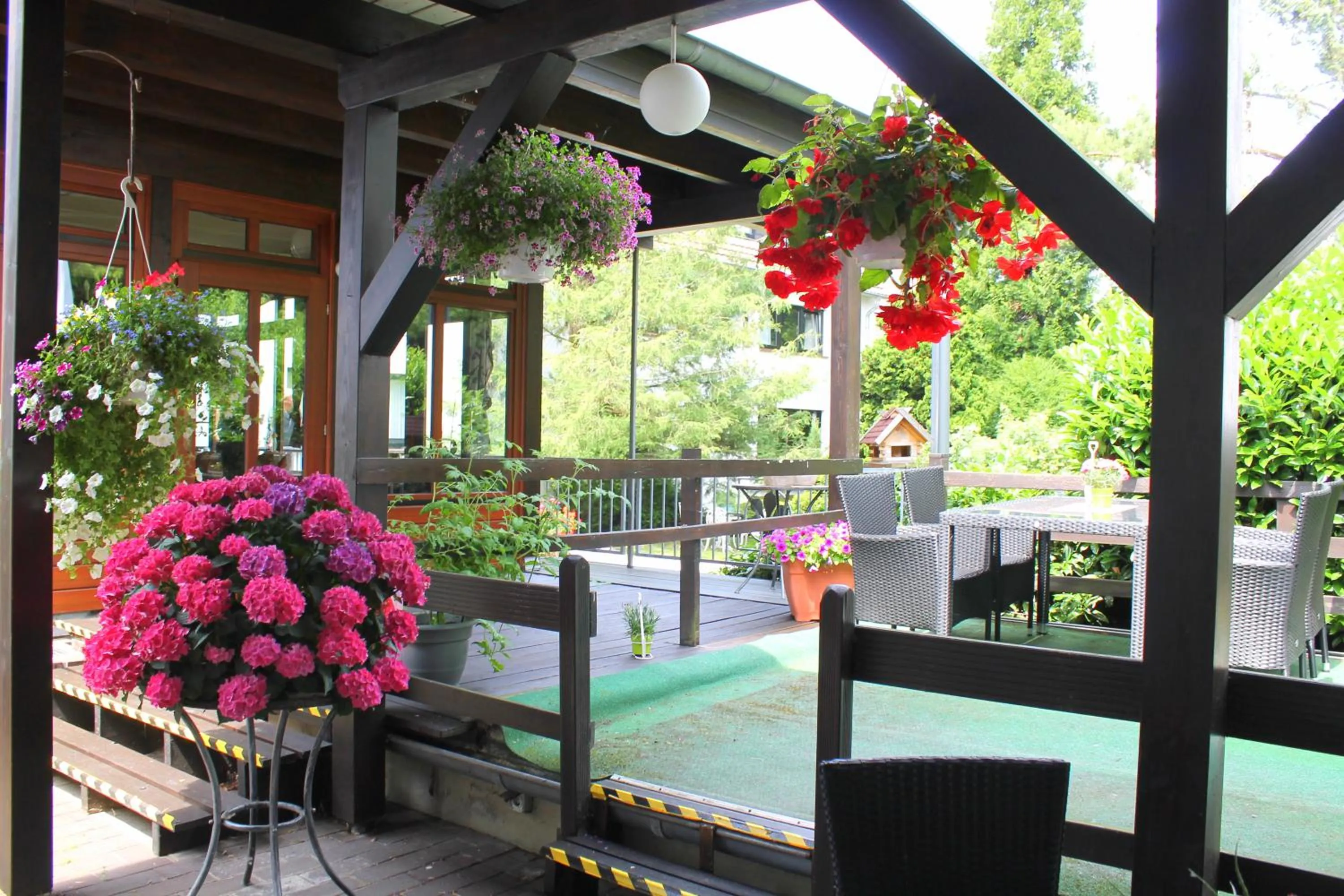 Restaurant/places to eat in Haus Kastanienhof