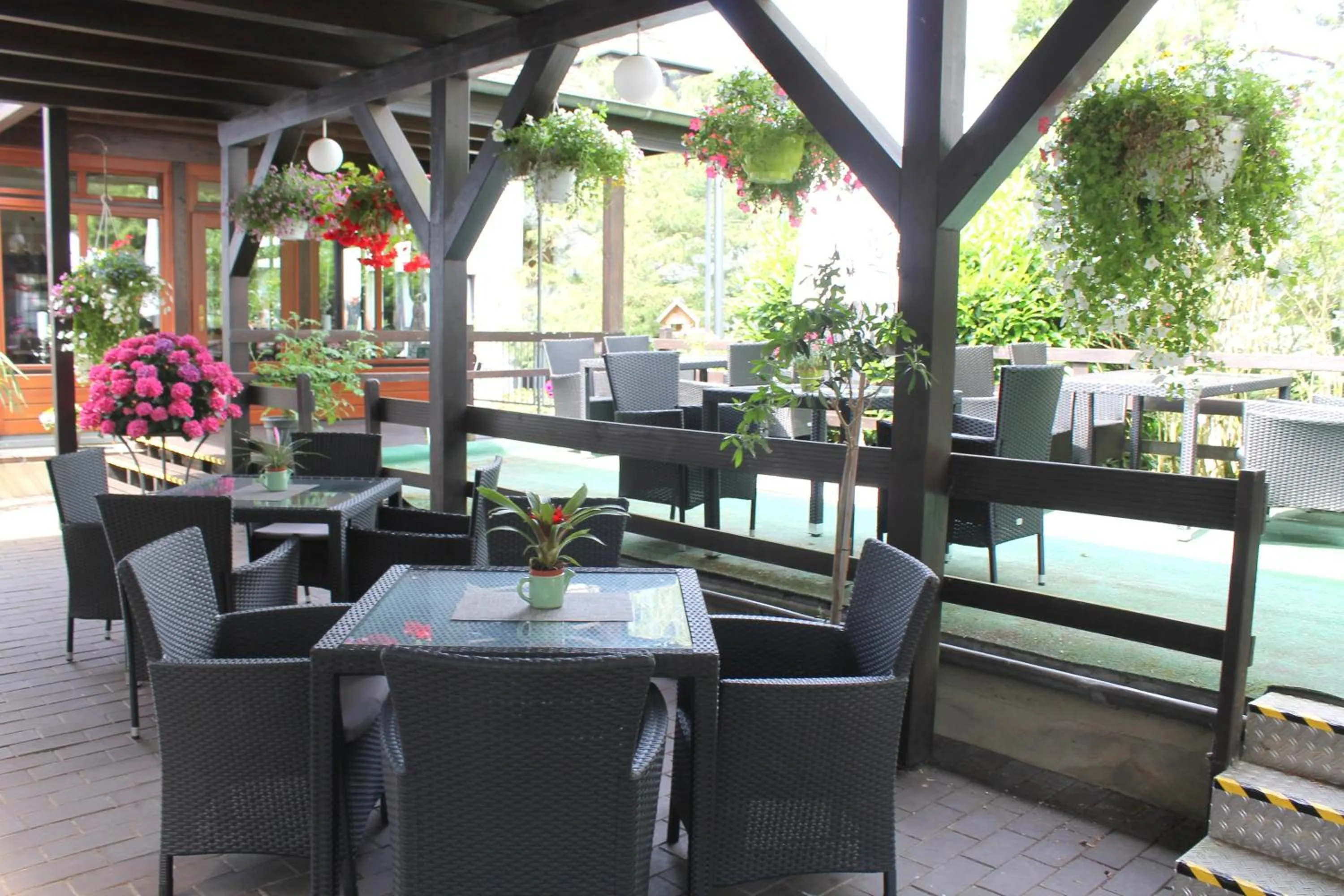 Restaurant/places to eat in Haus Kastanienhof