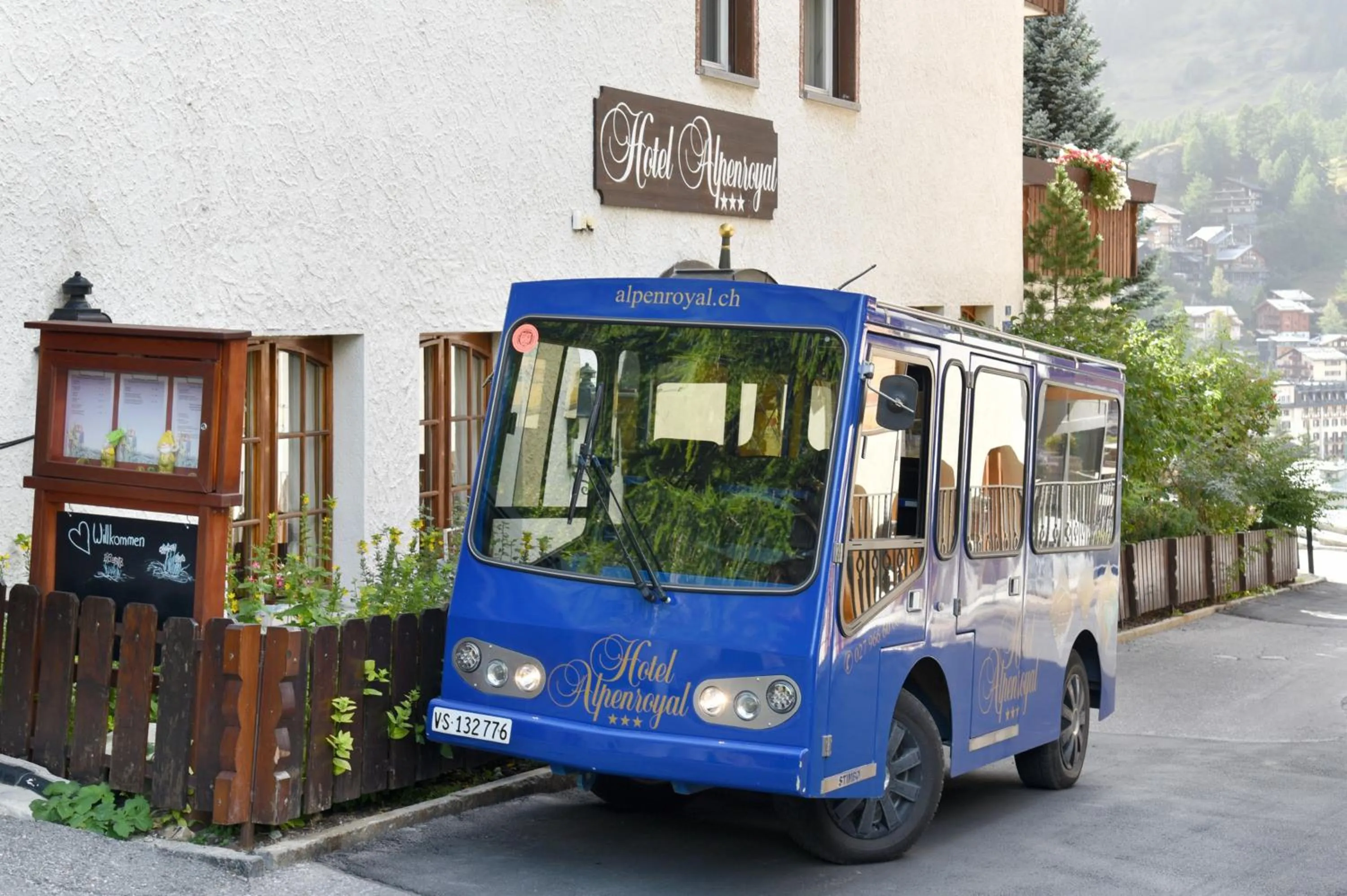 shuttle in Hotel Alpenroyal