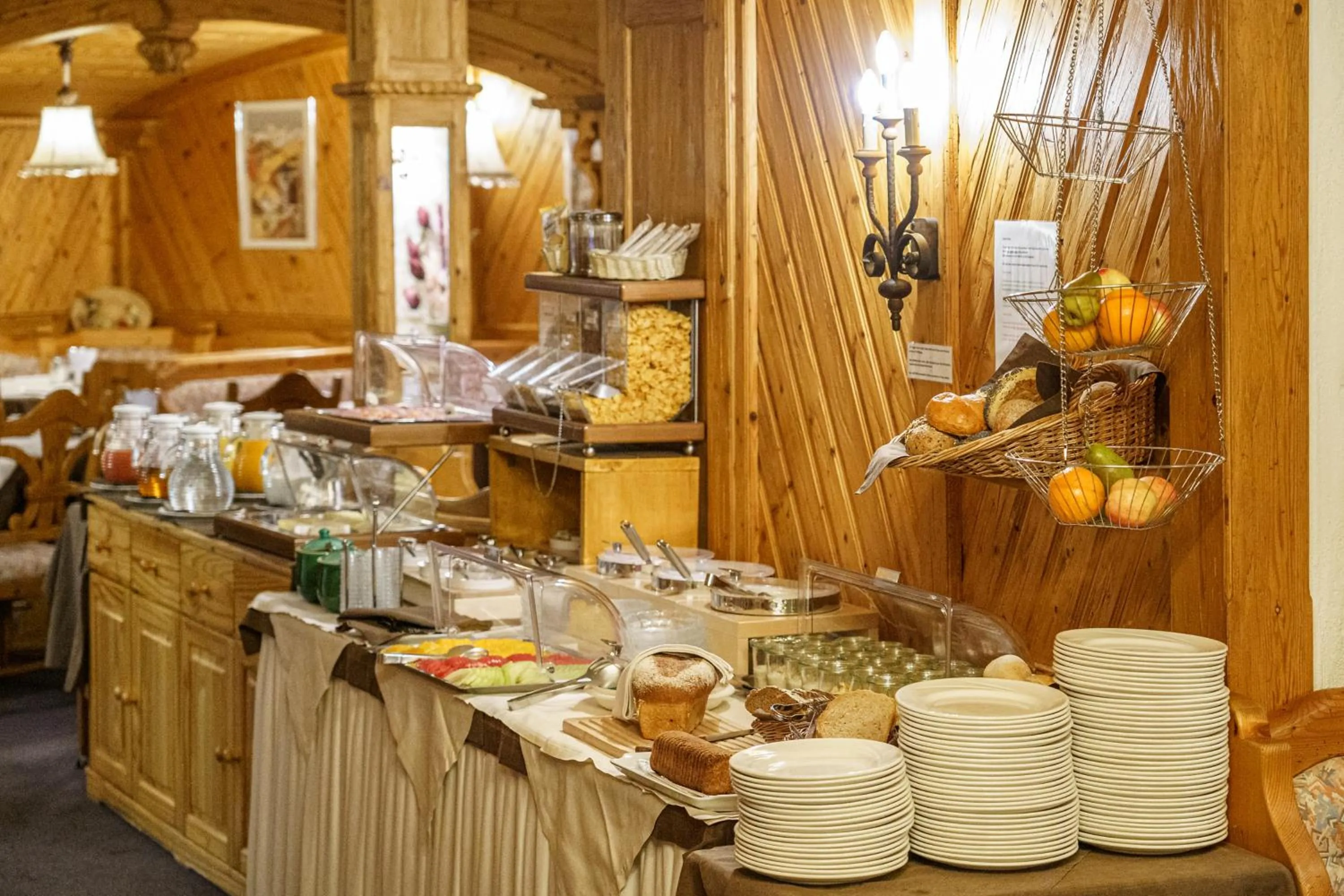 Restaurant/places to eat in Hotel Alpenroyal