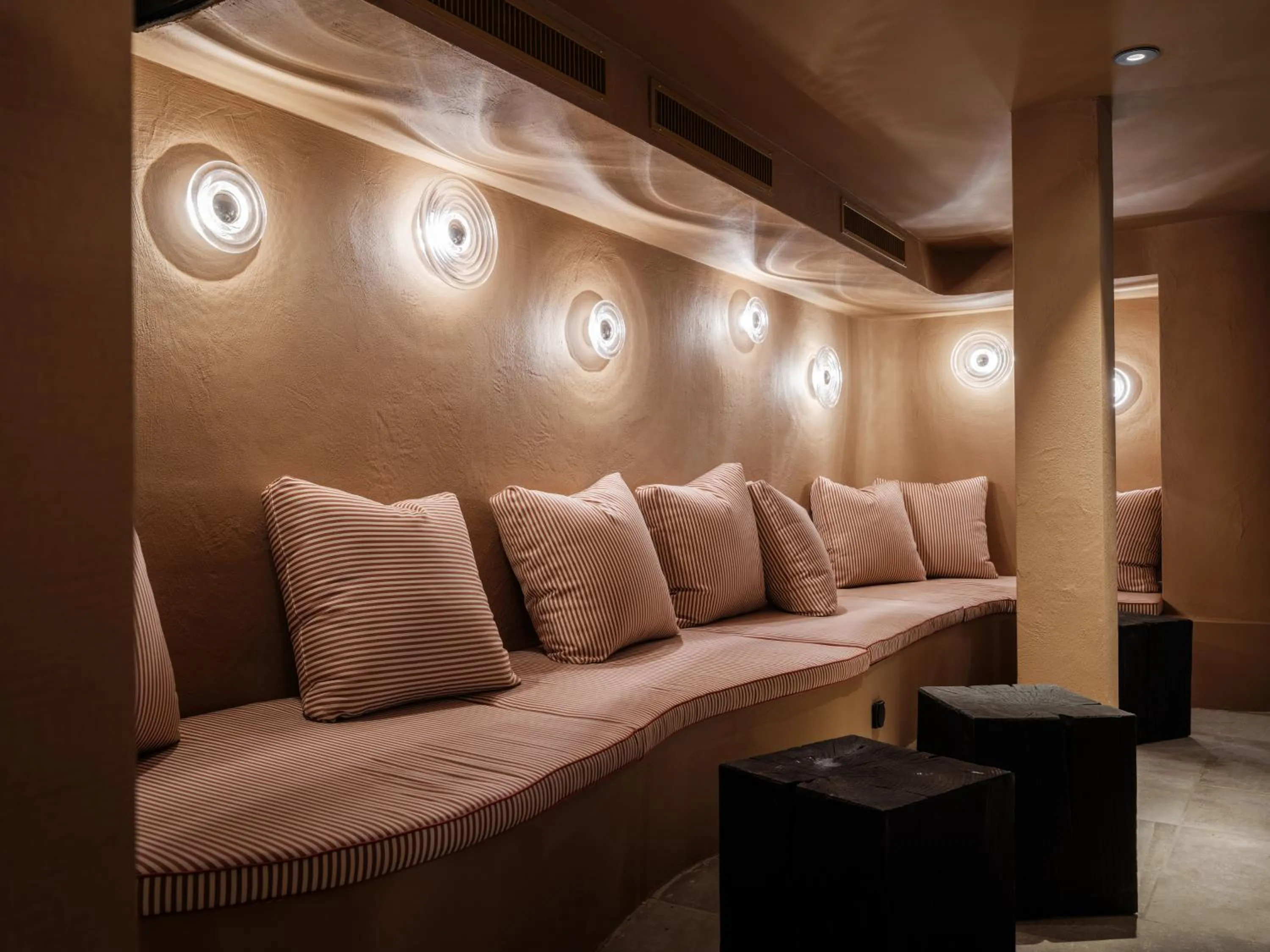 Swimming pool in Relais & Chateaux Schönegg