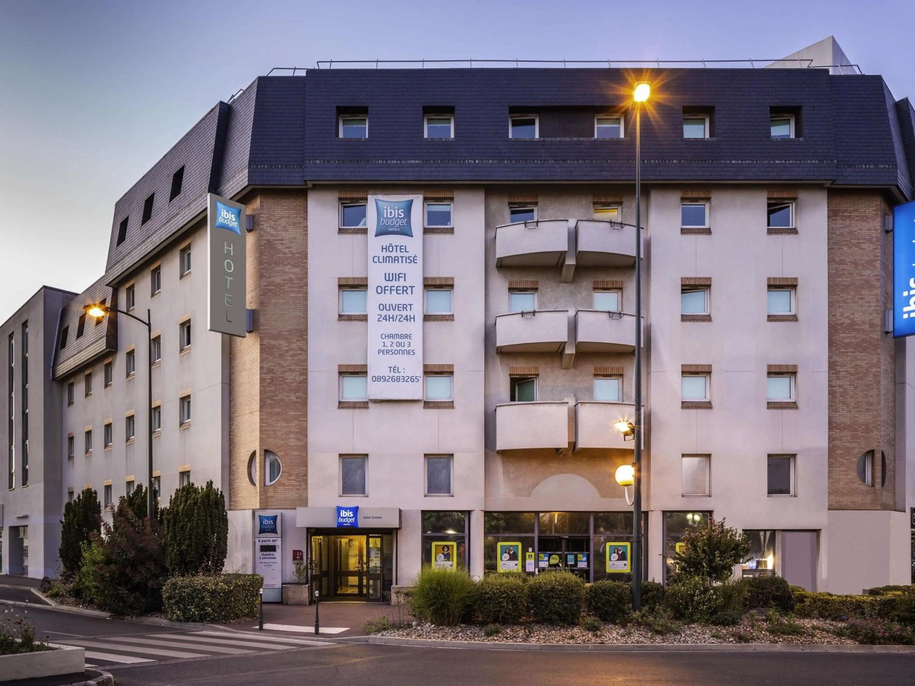Property building in Ibis Budget St Gratien - Enghien-Les-Bains