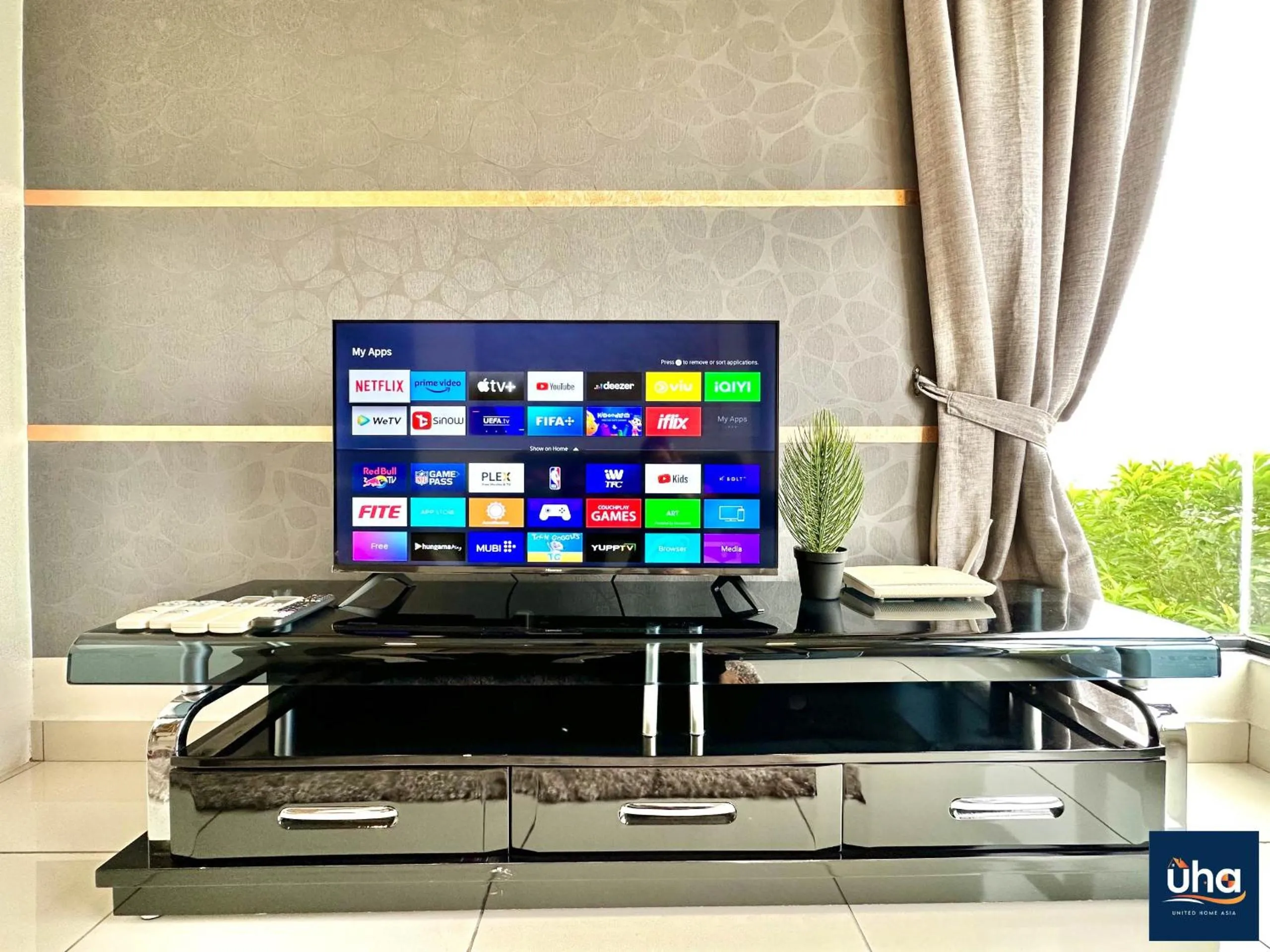 Communal lounge/ TV room in 1 Tebrau Residences By RR JBcity