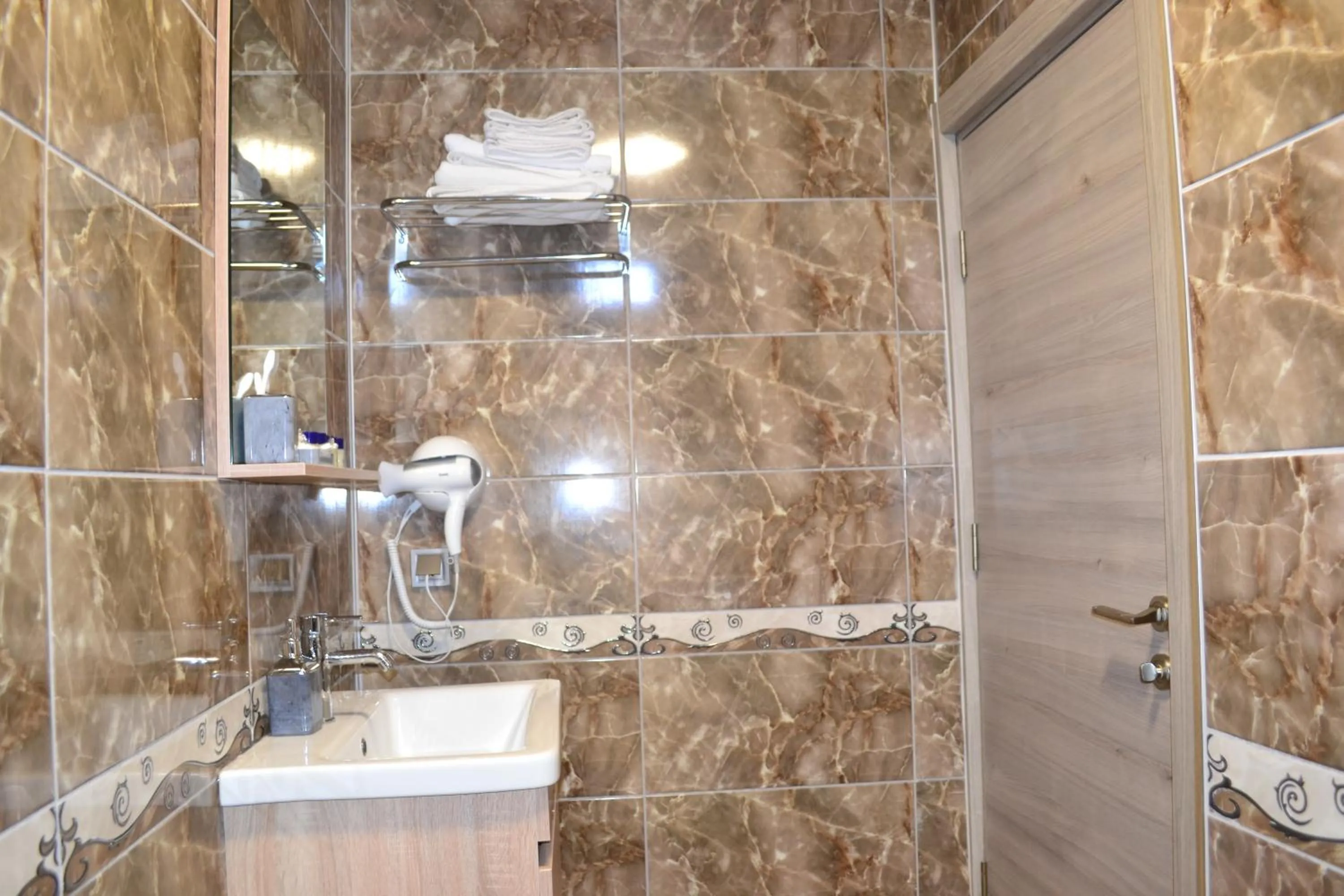 Bathroom in Parli Hotel