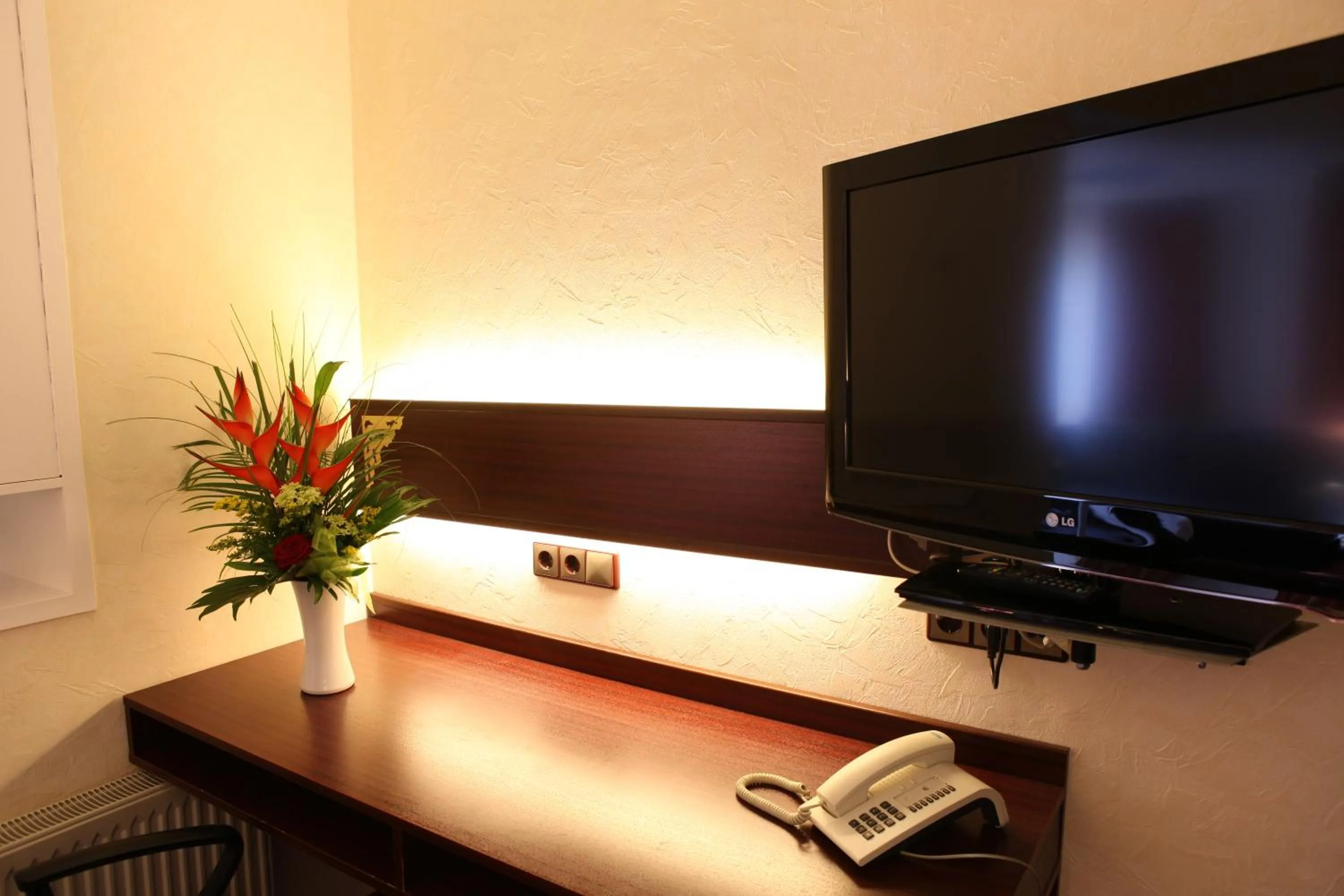 TV and multimedia in Akzent Hotel Oberhausen