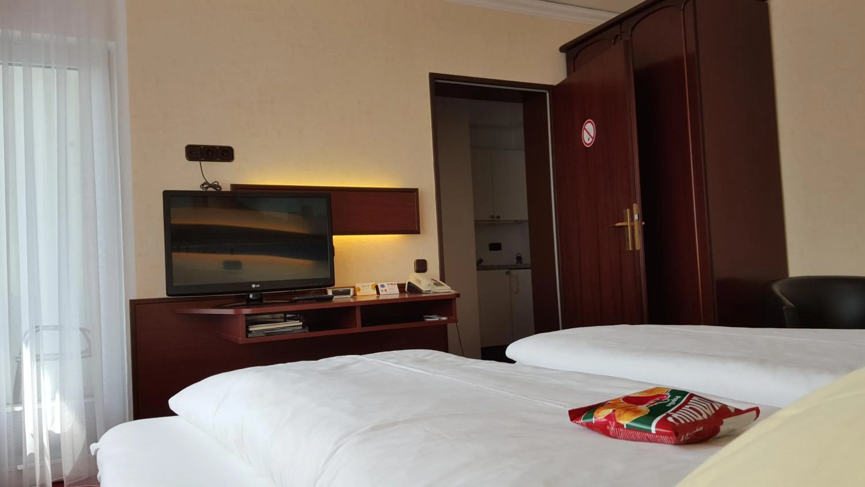 TV and multimedia, Bed in Akzent Hotel Oberhausen