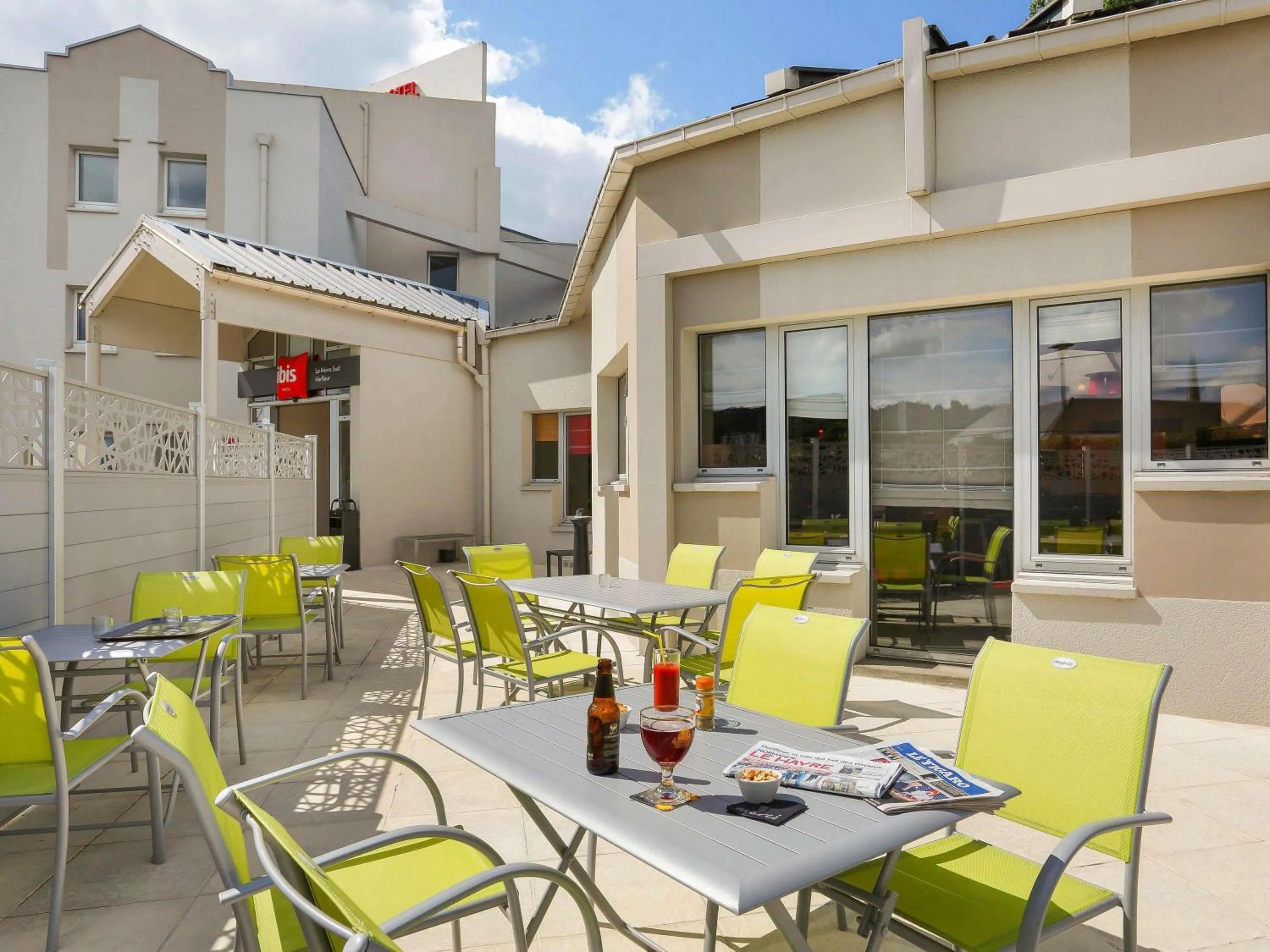Property building in Ibis Le Havre Sud Harfleur
