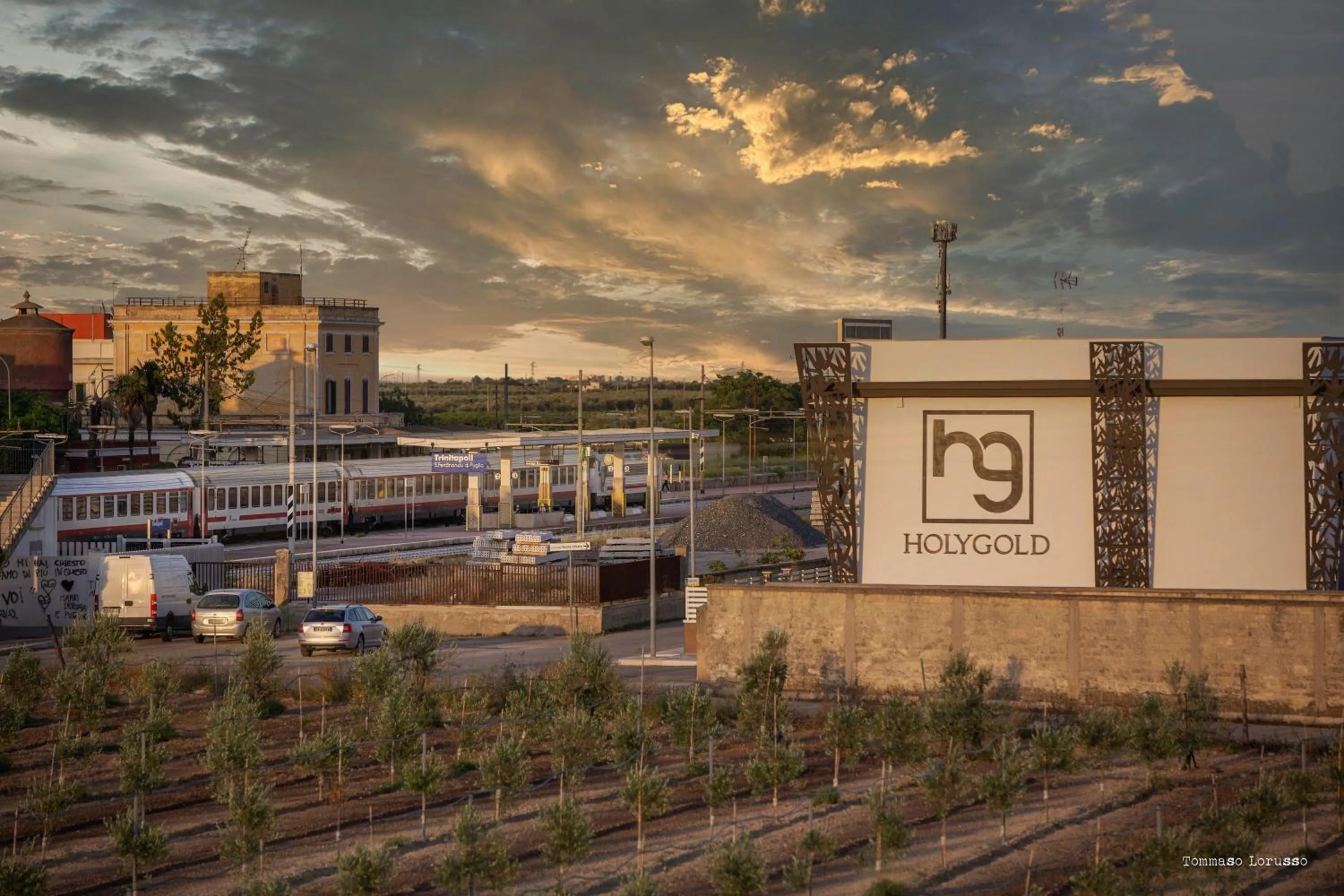 Neighbourhood in HOLYGOLD Suite ****