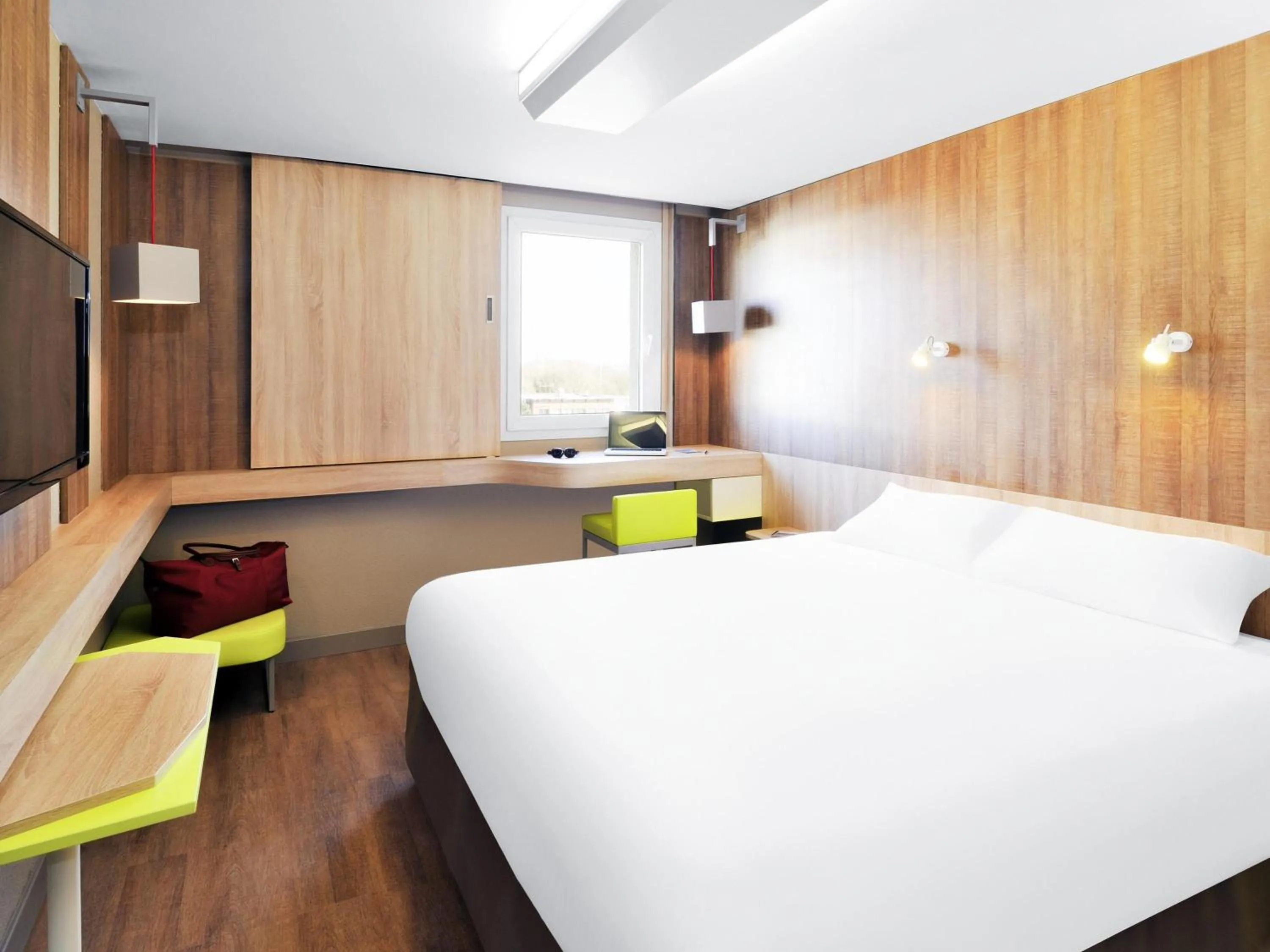 Standard Double Room in Ibis Styles Lille Marcq En Baroeul
