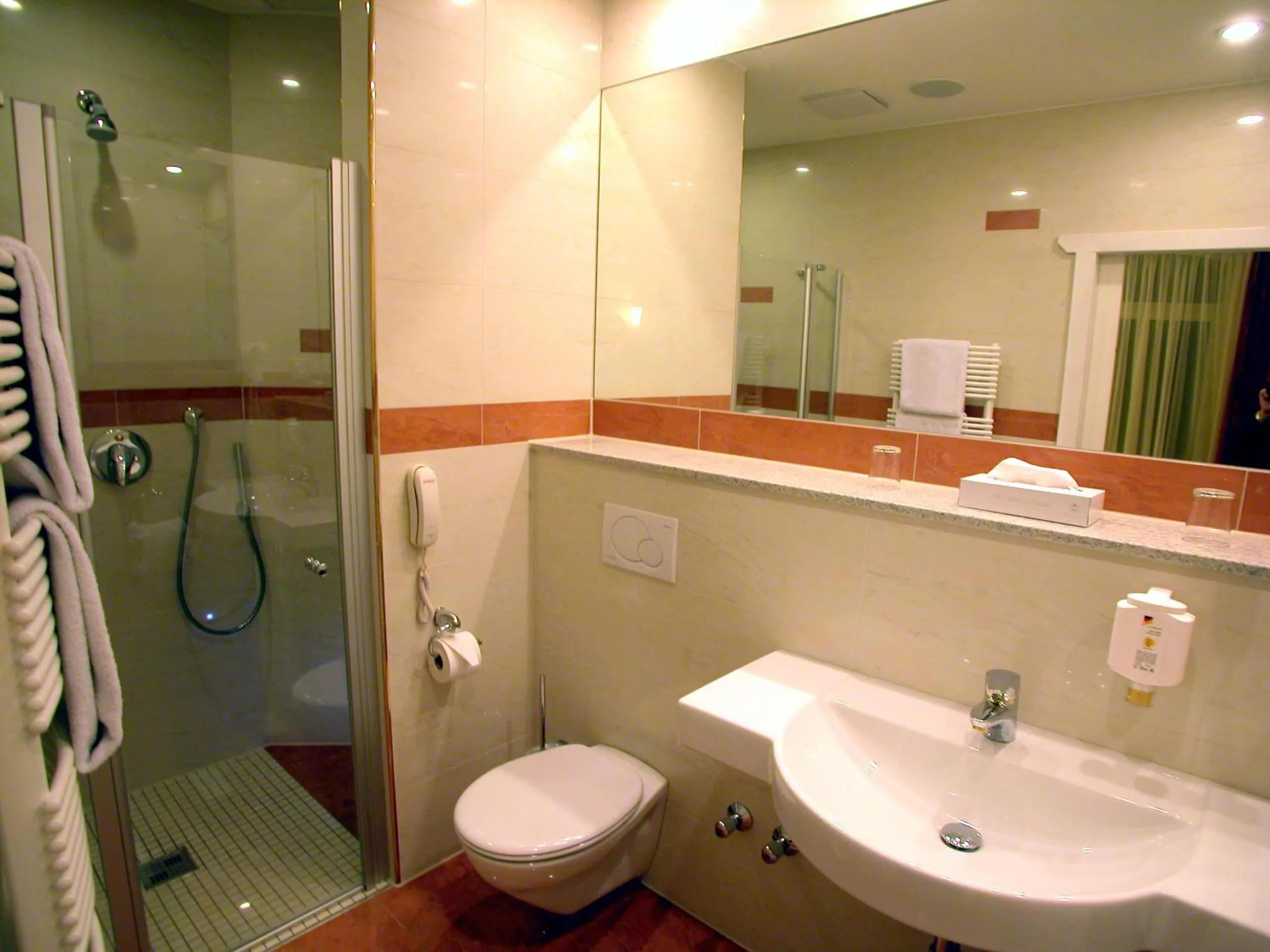 Bathroom in Hotel Mack Private Inn