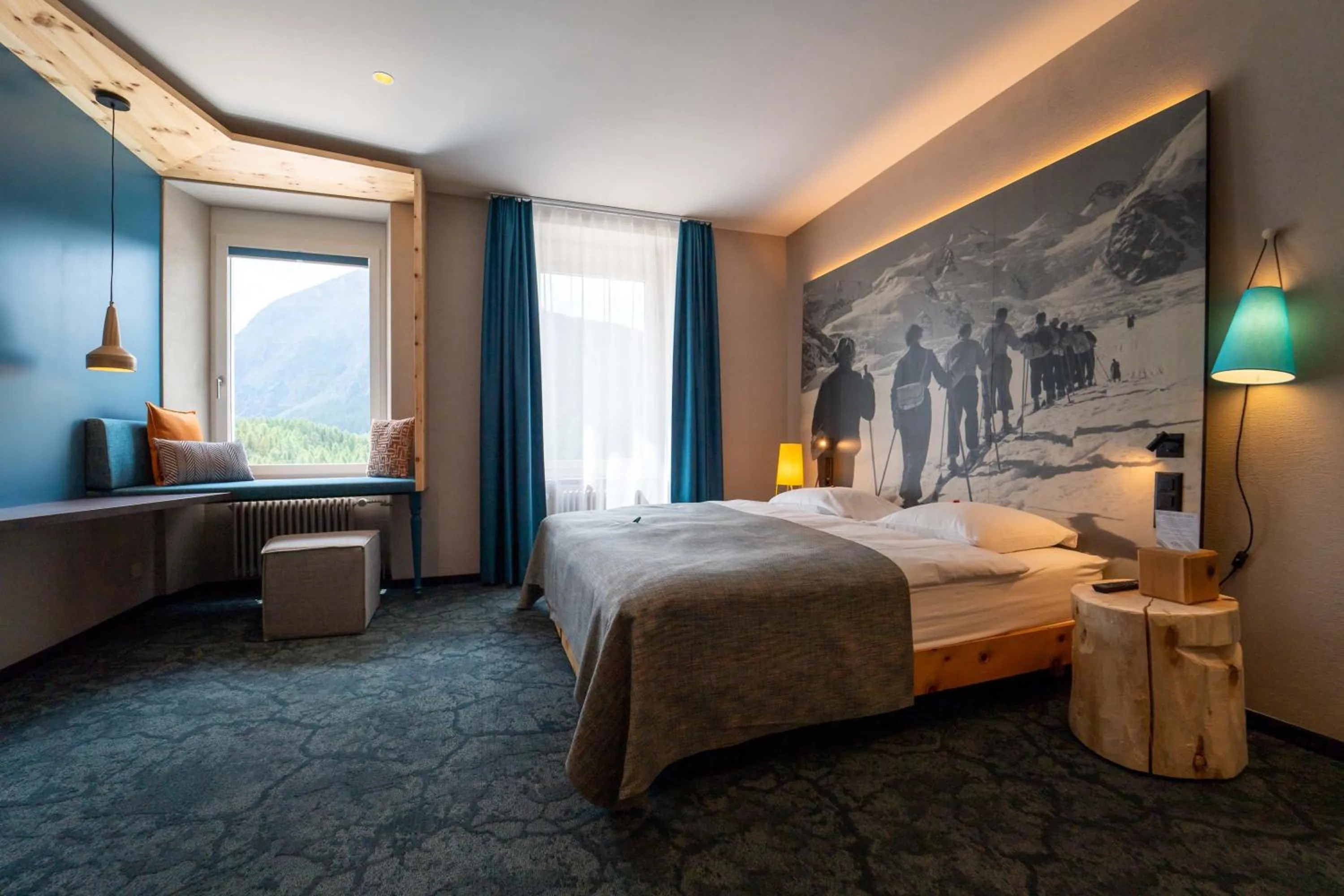 Photo of the whole room, Bed in Sporthotel Pontresina