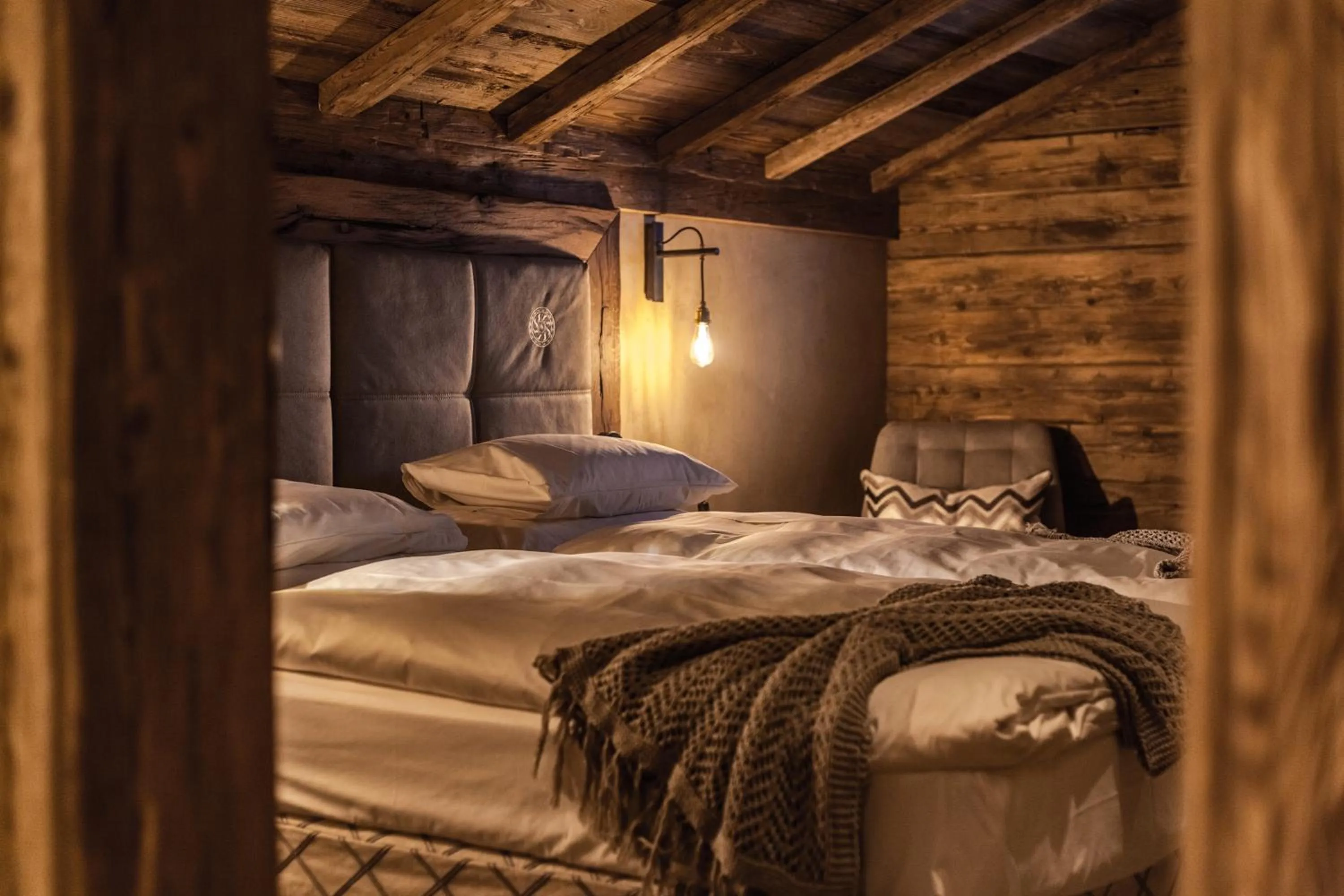 Bed in BelArosa Suiten & Wellness