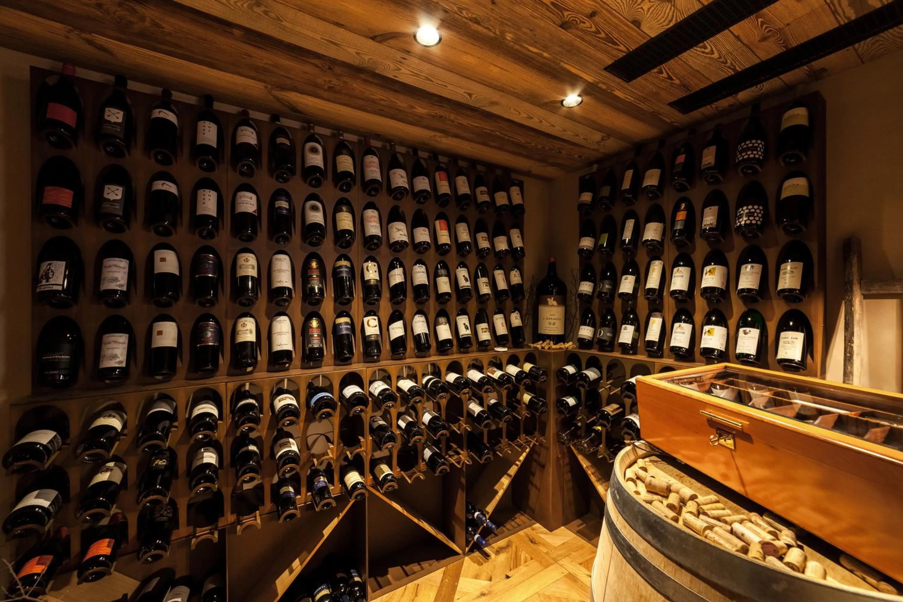 Lounge or bar in BelArosa Suiten & Wellness