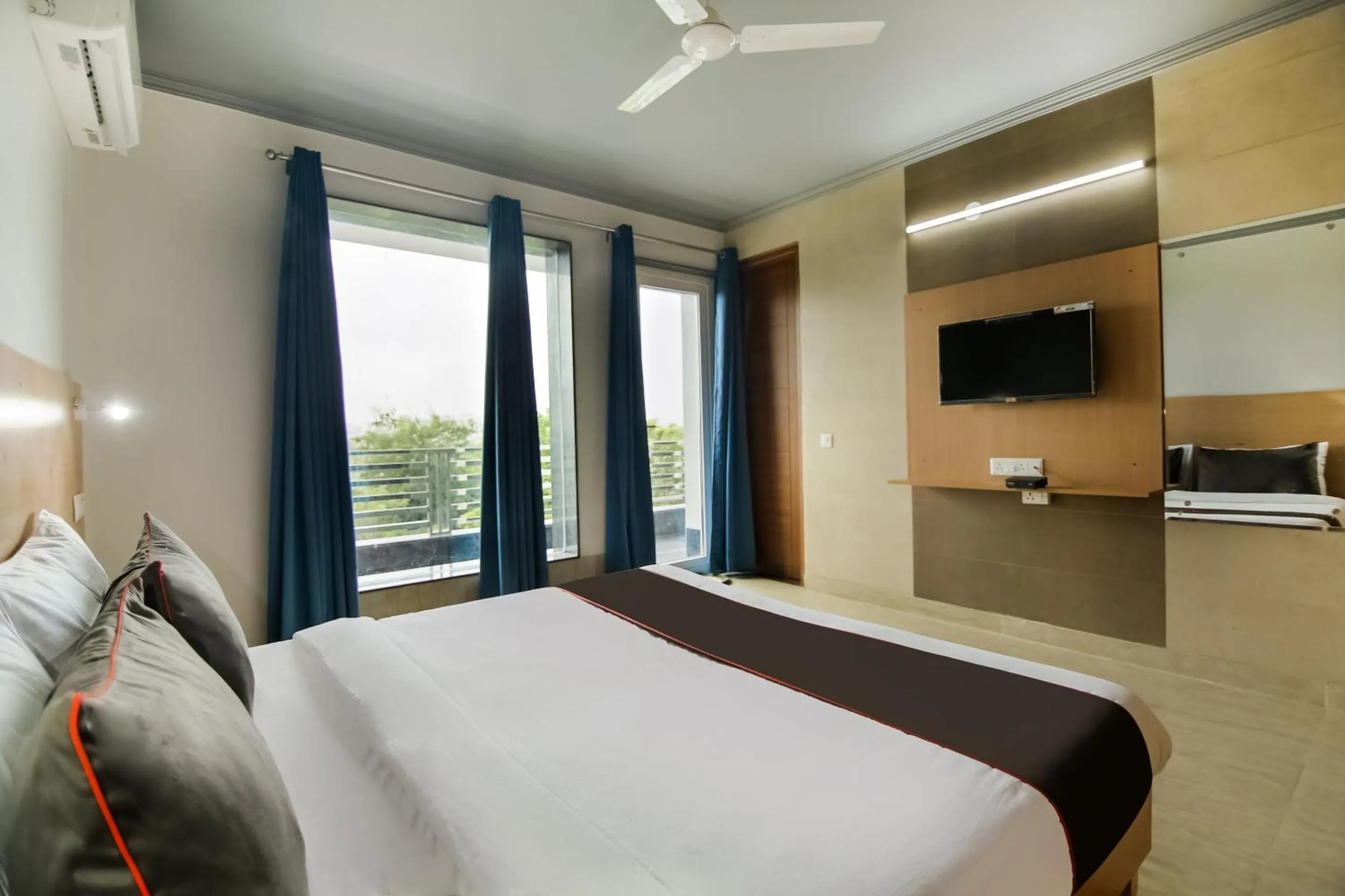 Bedroom, Bed in Hotel O VIJAYA RESIDENCY