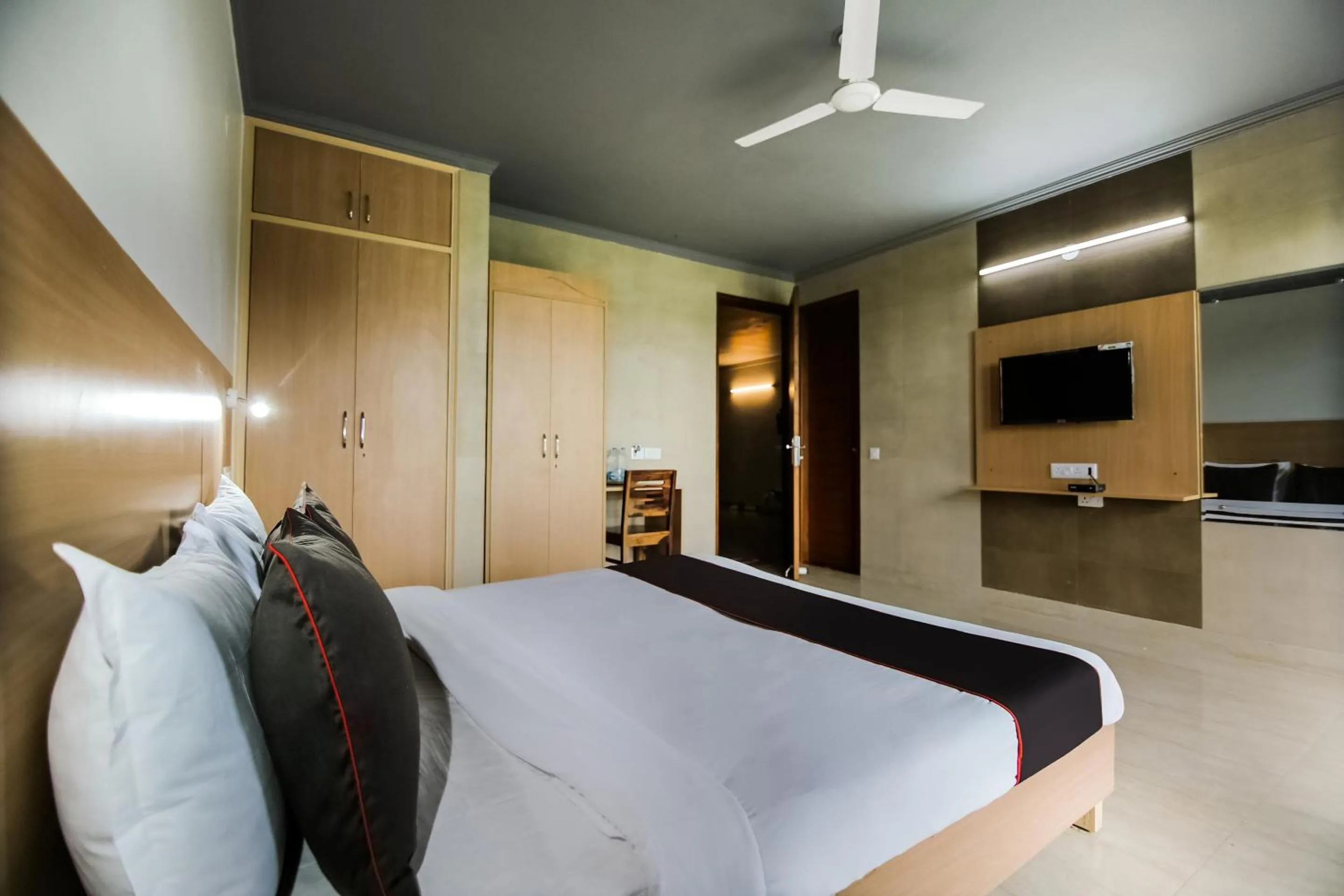 Bedroom in Hotel O VIJAYA RESIDENCY