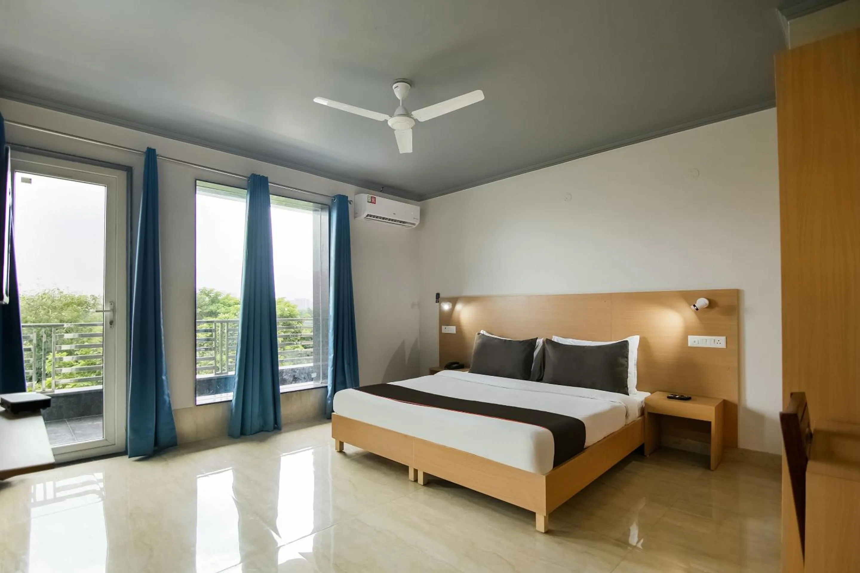 Bedroom in Hotel O VIJAYA RESIDENCY