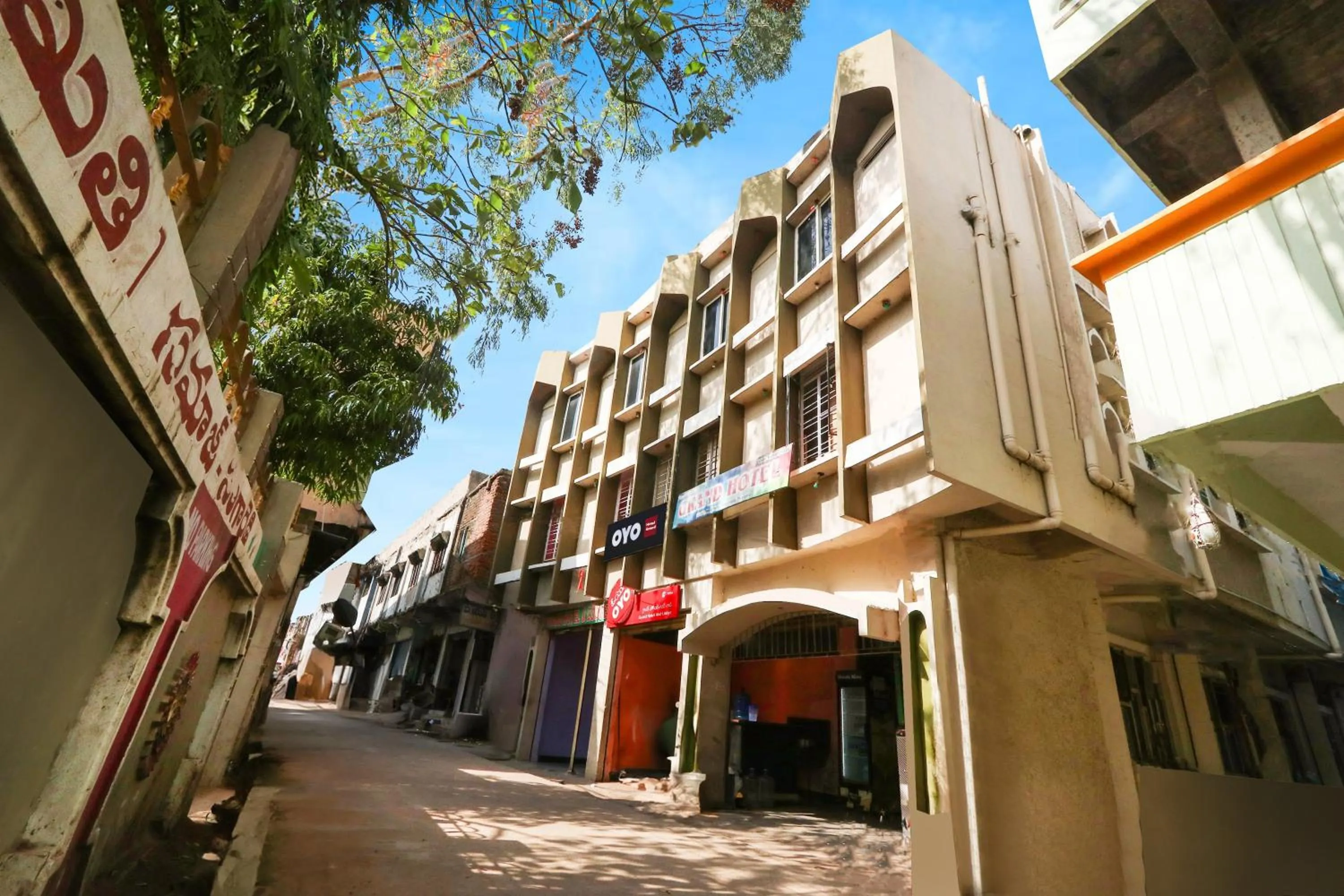 Facade/entrance in Hotel O Grand Hotel And Lodge
