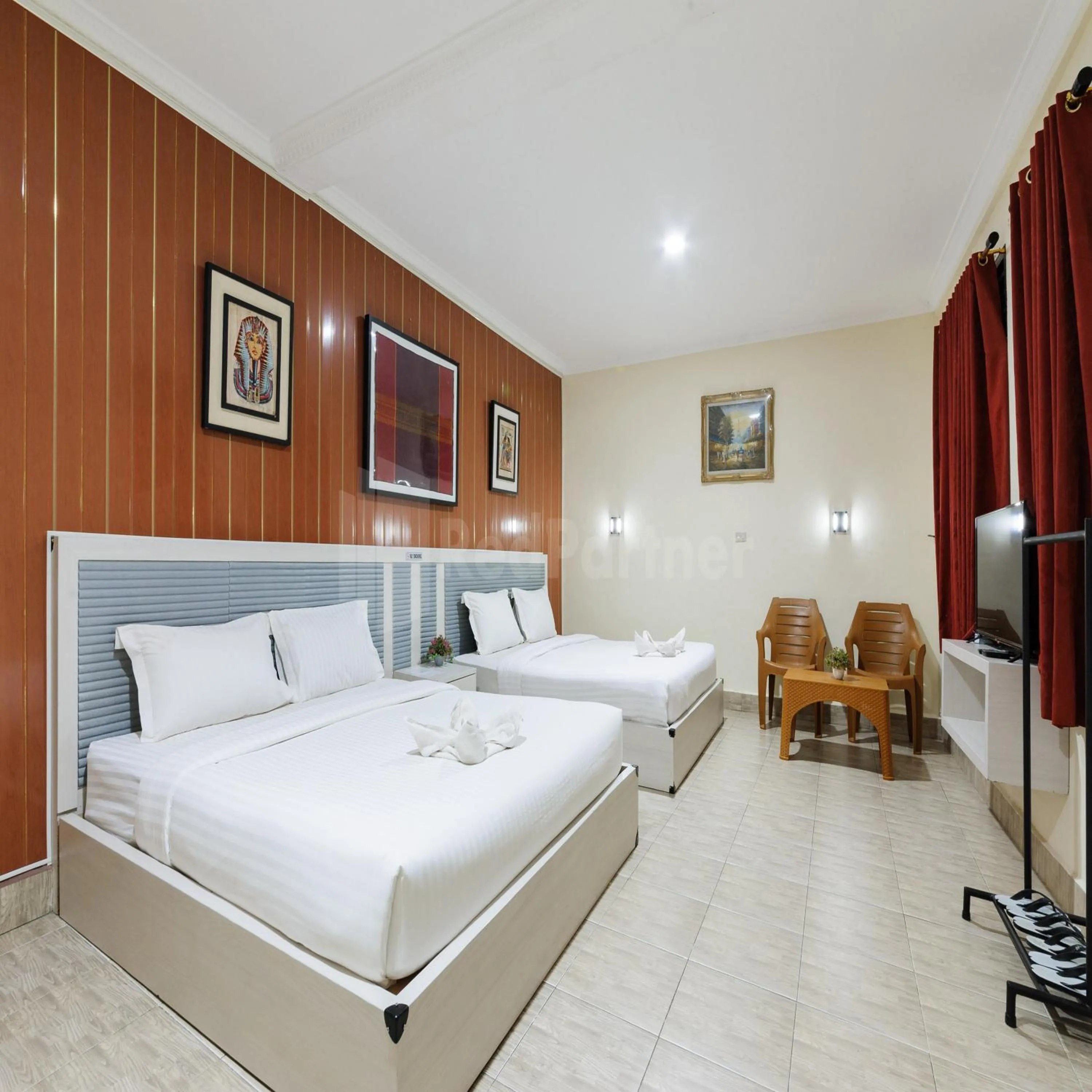 Bedroom, Bed in Hotel 78 Parapat Mitra RedDoorz