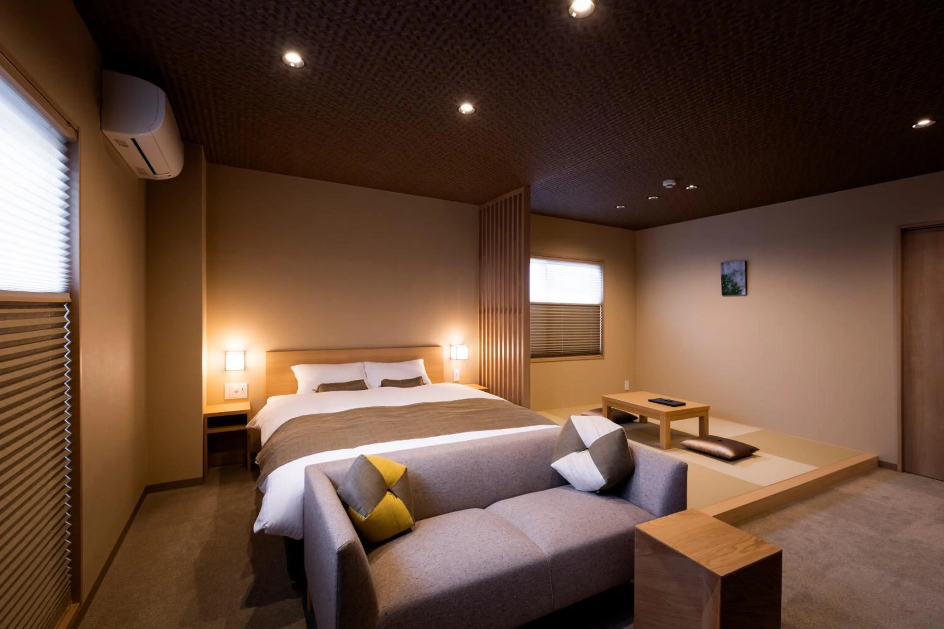 Photo of the whole room, Bed in Rinn Kitagomon