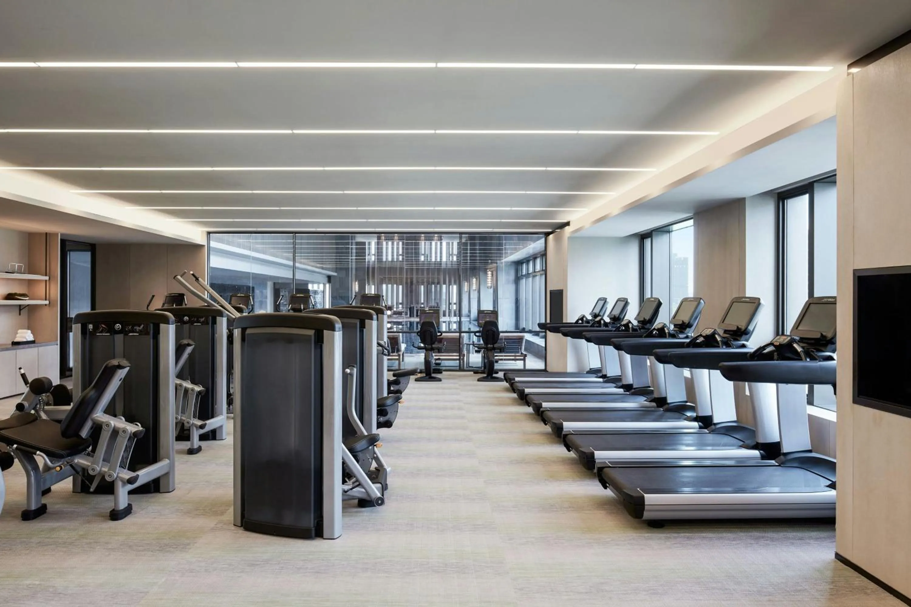 Fitness centre/facilities in Wuhan Marriott Hotel Optics Valley