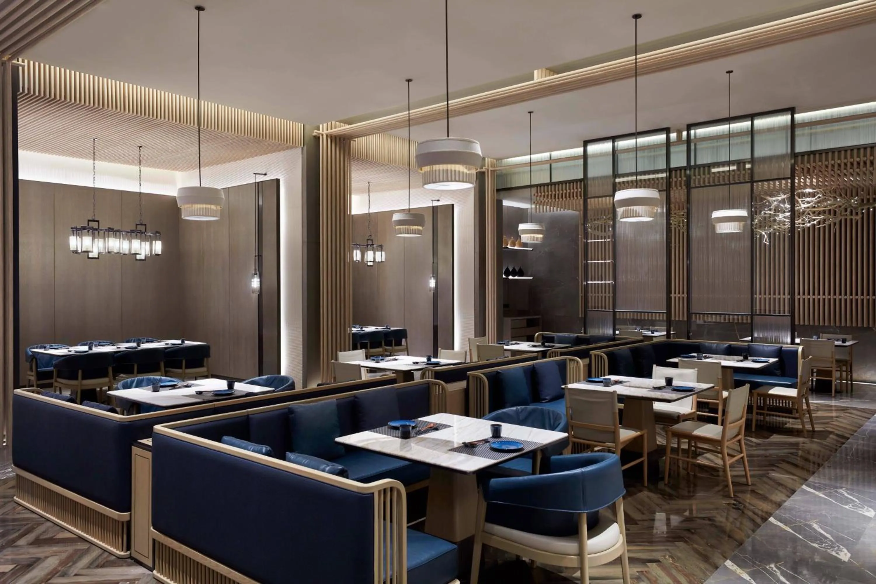 Restaurant/places to eat in Wuhan Marriott Hotel Optics Valley