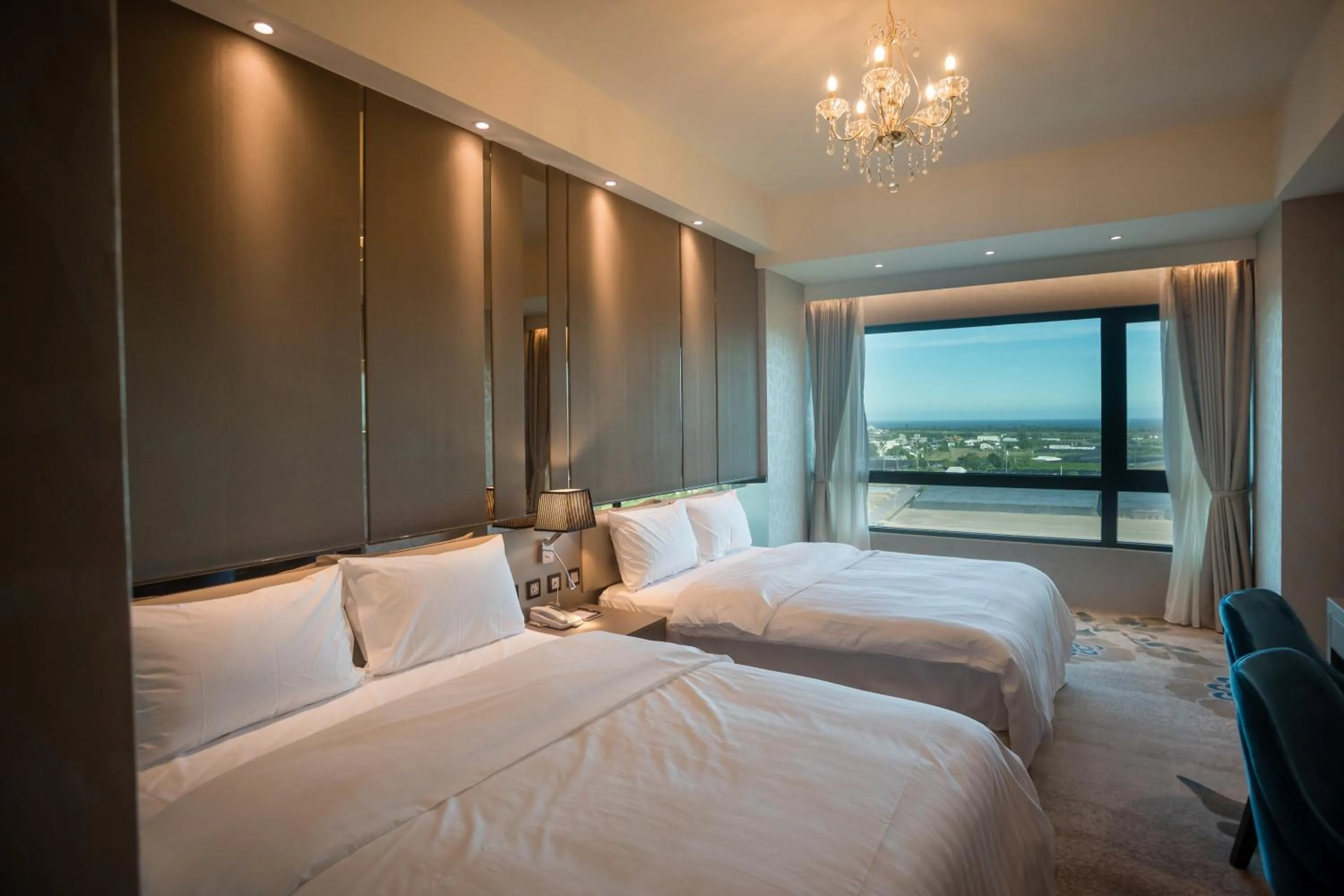 Sea view, Bed in Grand Hotel Lili