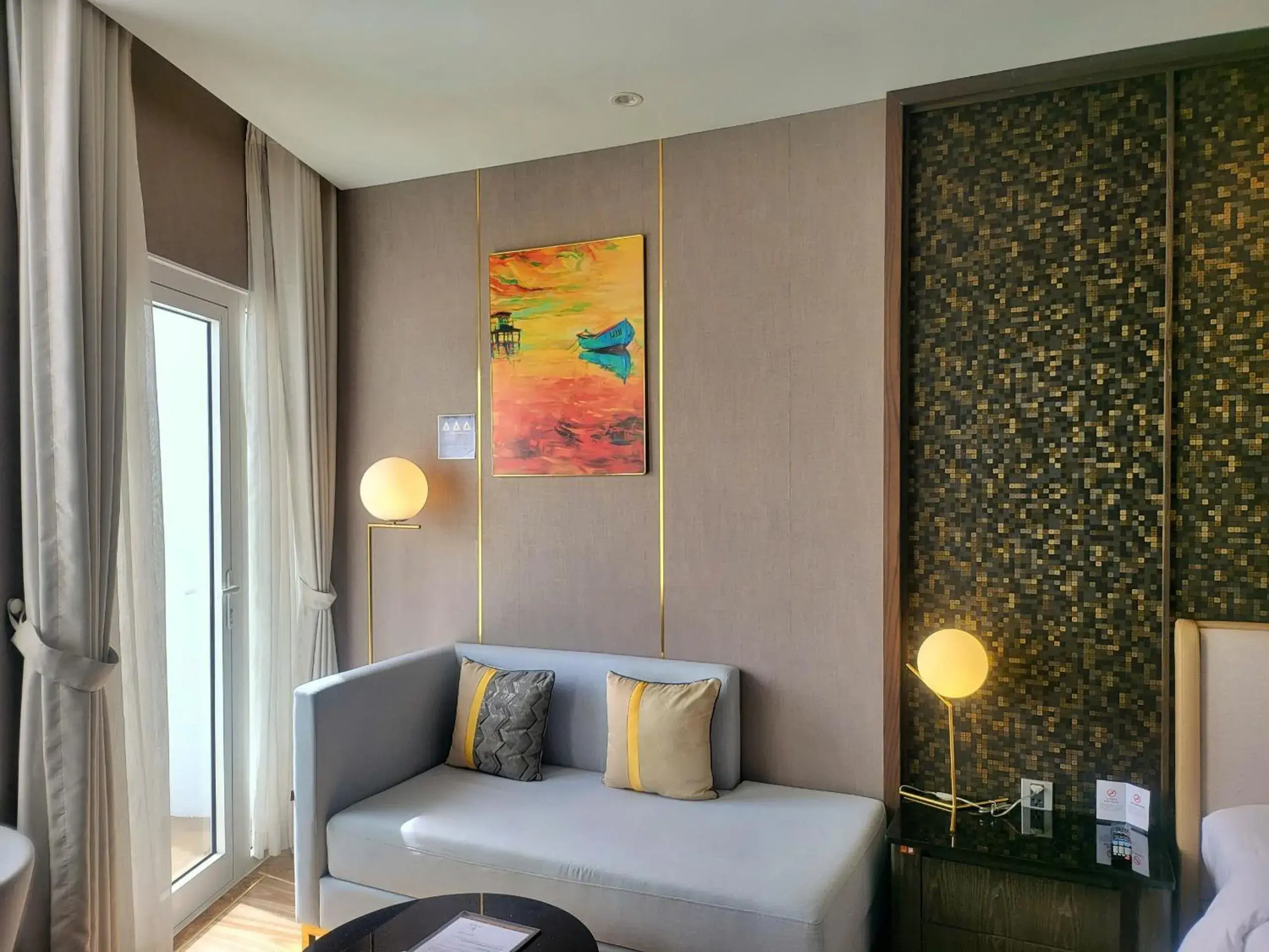 Deluxe King Room in Diamond Stars Ben Tre Hotel Deluxe King Room in Diamond Stars Ben Tre Hotel