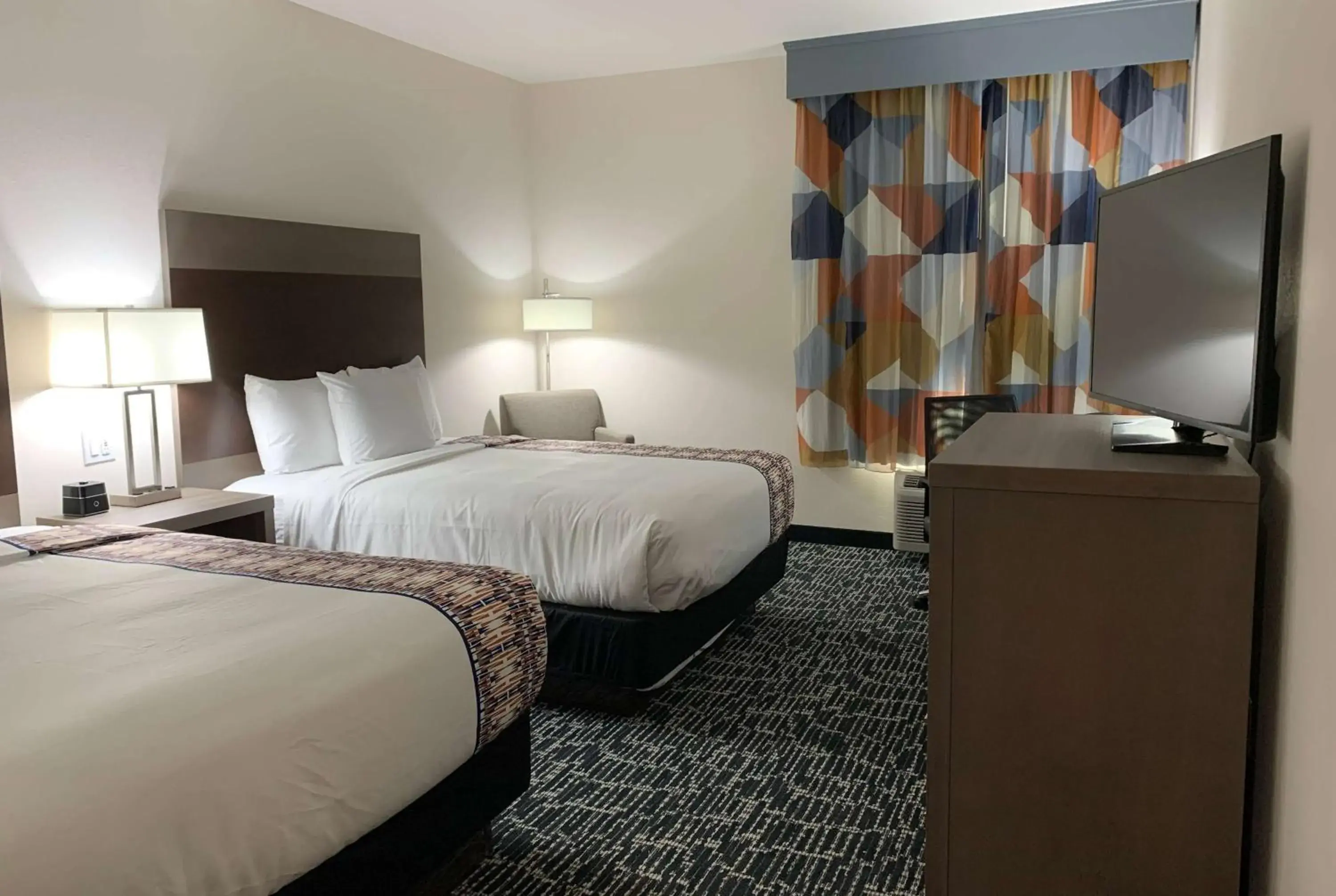 2 Queen Beds, Hearing Accessible Room, Non-Smoking in La Quinta Inn & Suites by Wyndham - Red Oak TX IH-35E 2 Queen Beds, Hearing Accessible Room, Non-Smoking in La Quinta Inn & Suites by Wyndham - Red Oak TX IH-35E