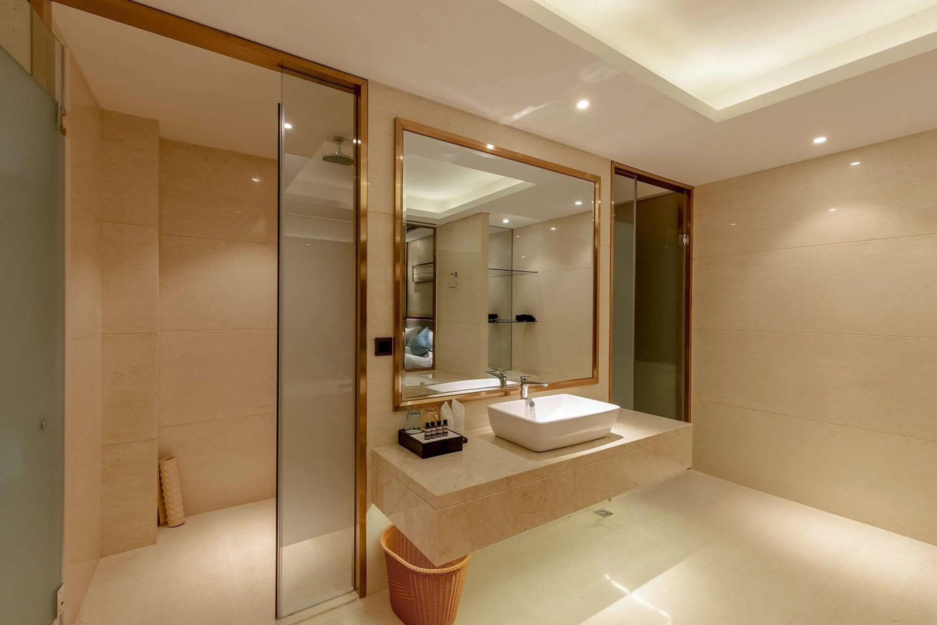 Bathroom in Ramada by Wyndham Kunming YiLiang