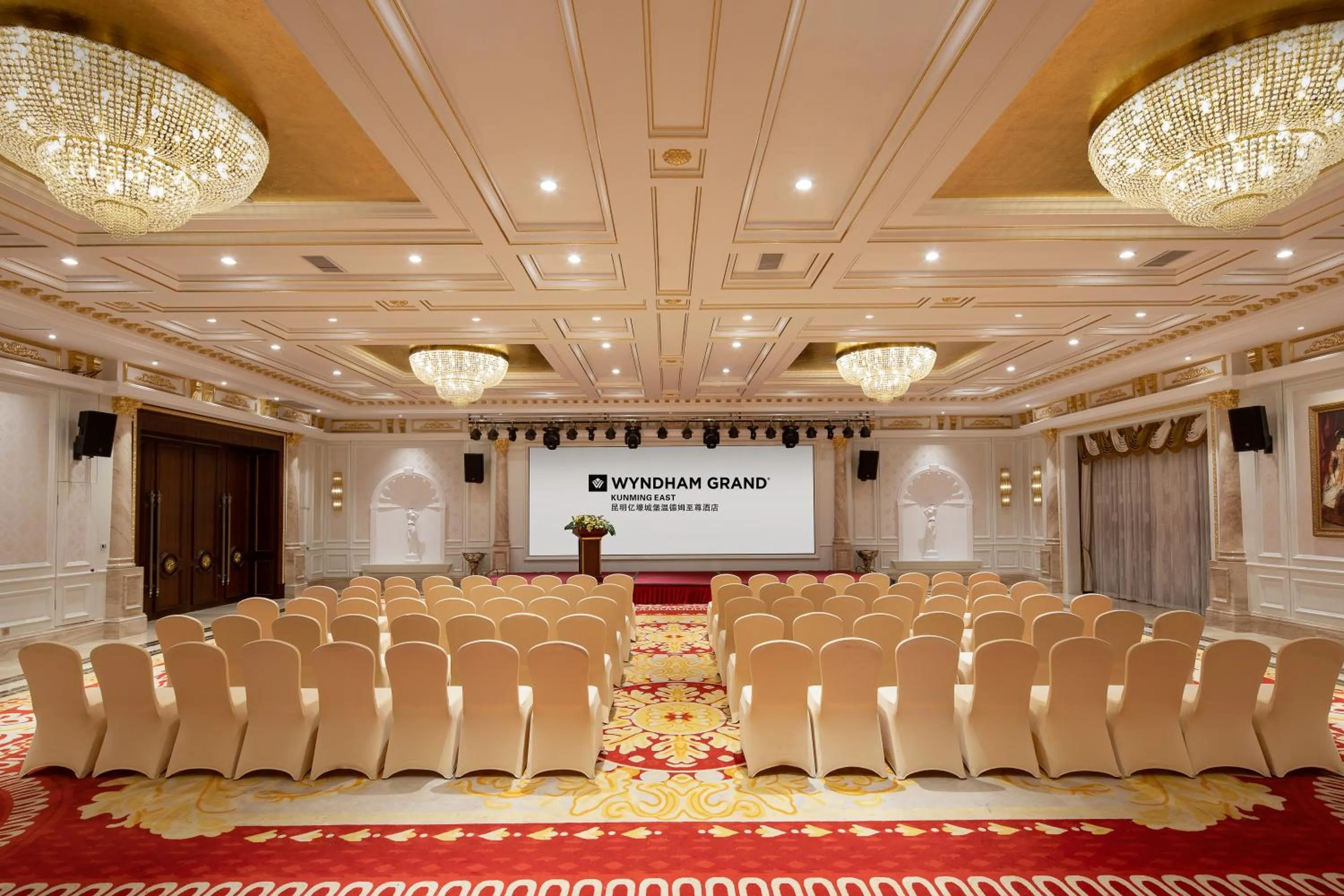 Business facilities in Wyndham Grand Kunming East