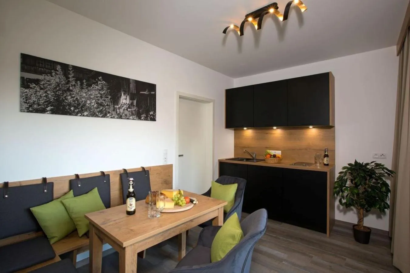 Kitchen or kitchenette in Hotel Tanneck