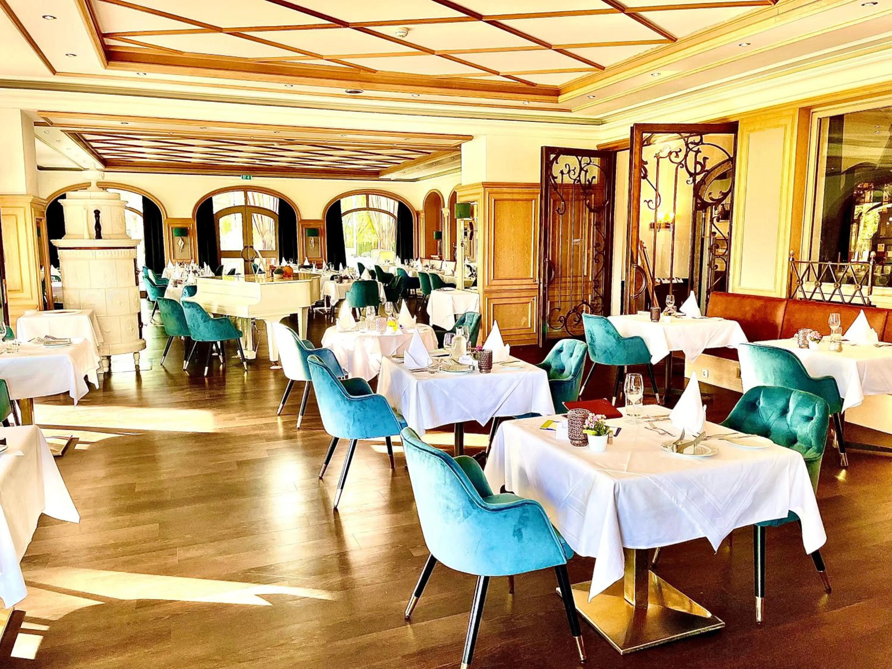 Restaurant/places to eat in Hotel Tanneck