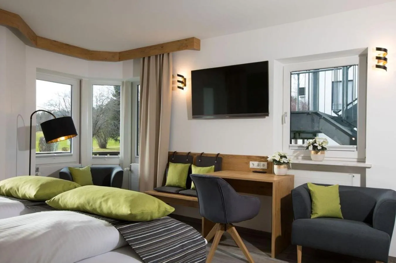 Photo of the whole room, Bed in Hotel Tanneck