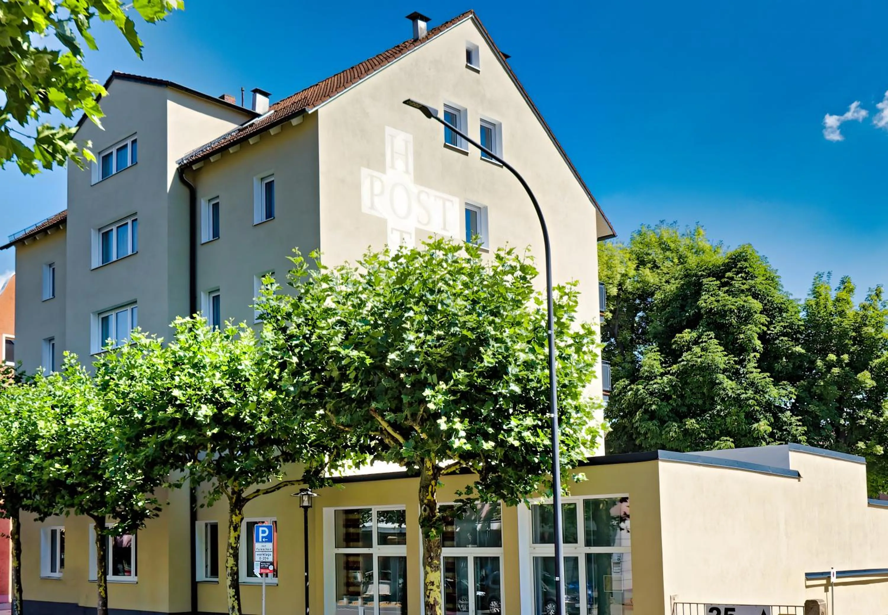 Property building in Hotel Post