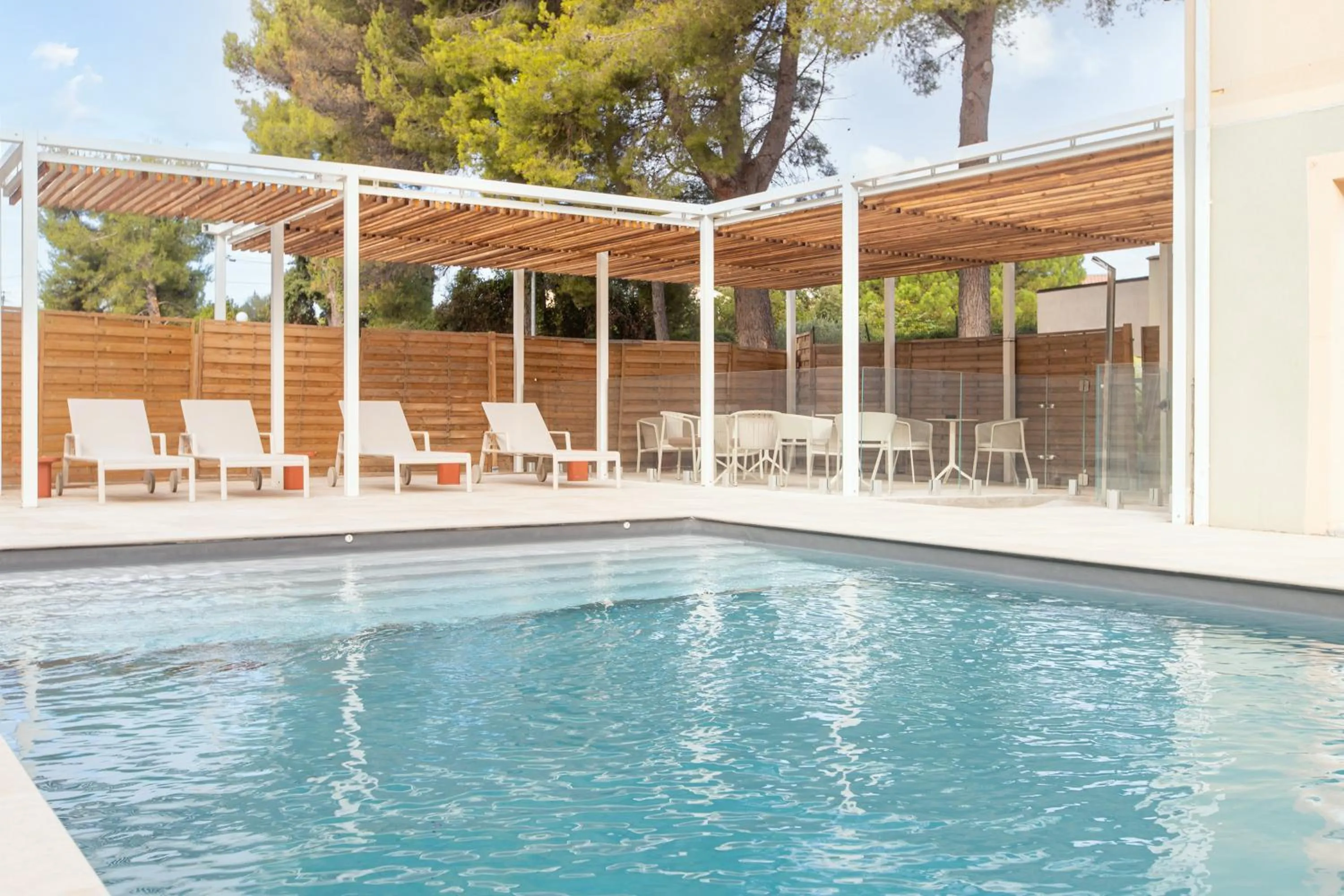 Swimming pool in Logis Hôtel de Port d'Alon - St Cyr sur Mer