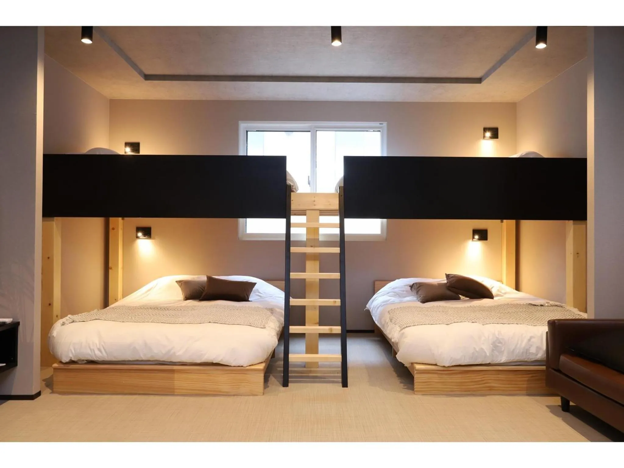 bunk bed, Bed in Uchi Living Stay AOZORA