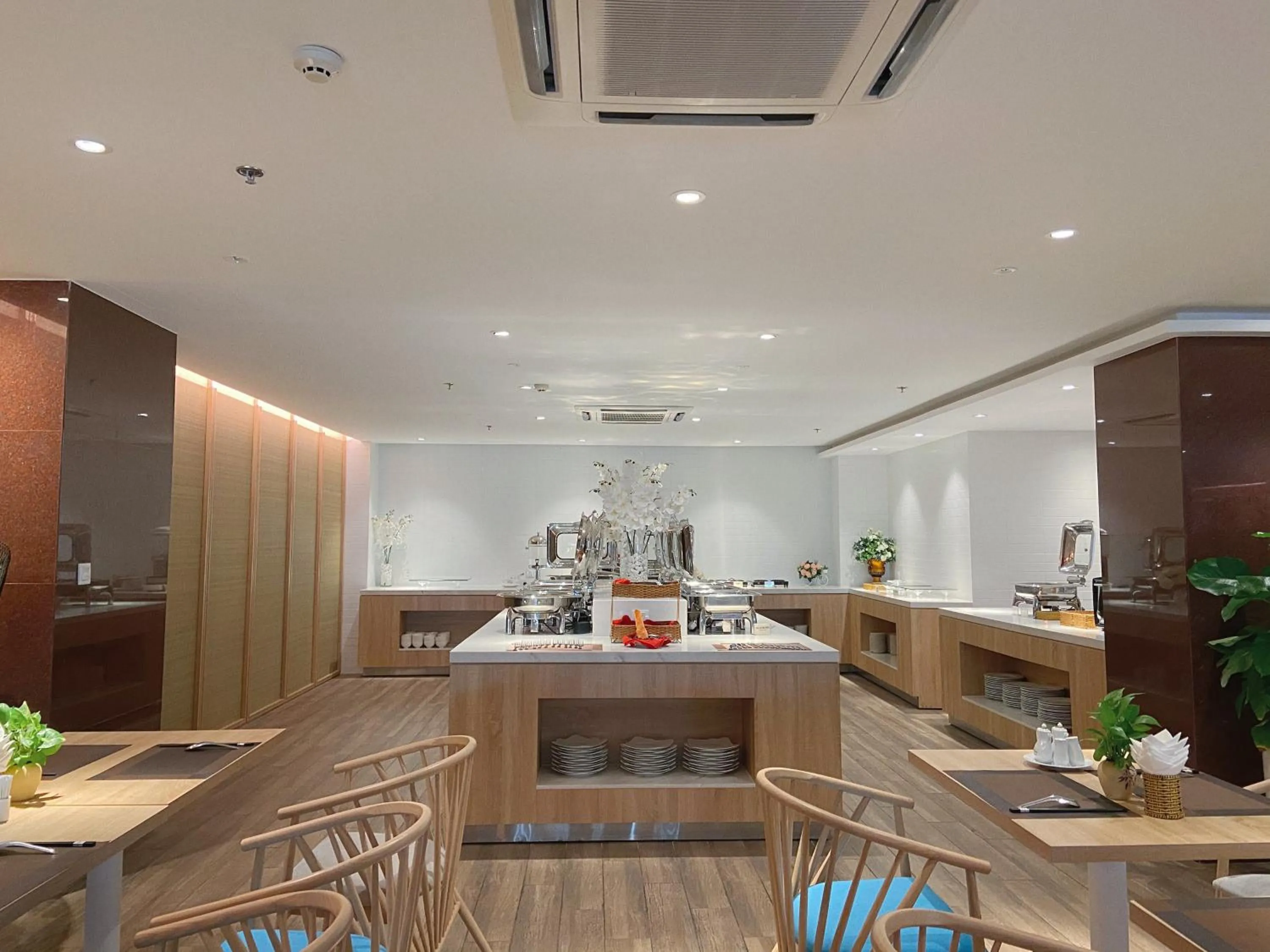 Restaurant/places to eat in HẢI ÂU BIÊN CƯƠNG