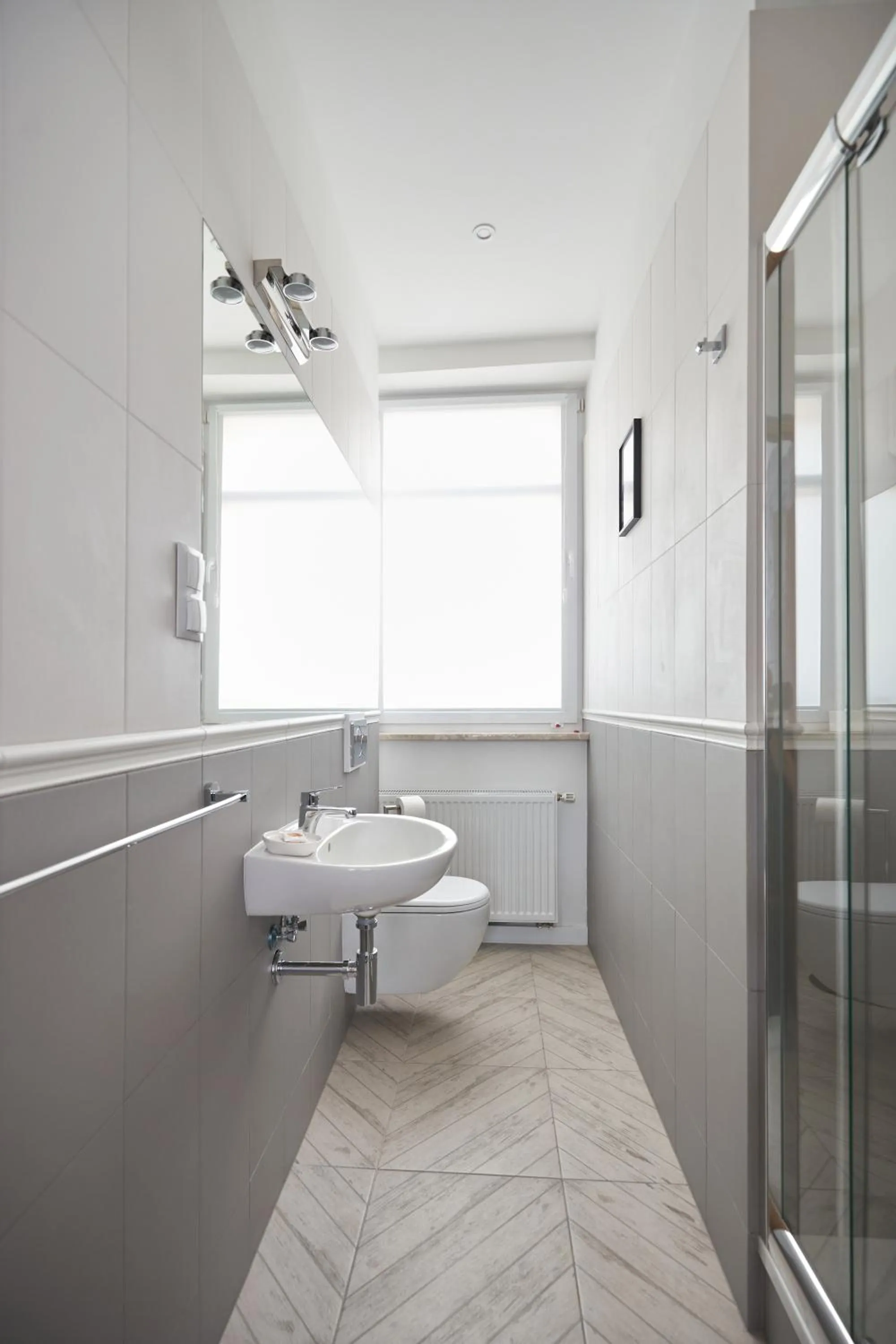 Shower in Apartamenty Klasztorna 25